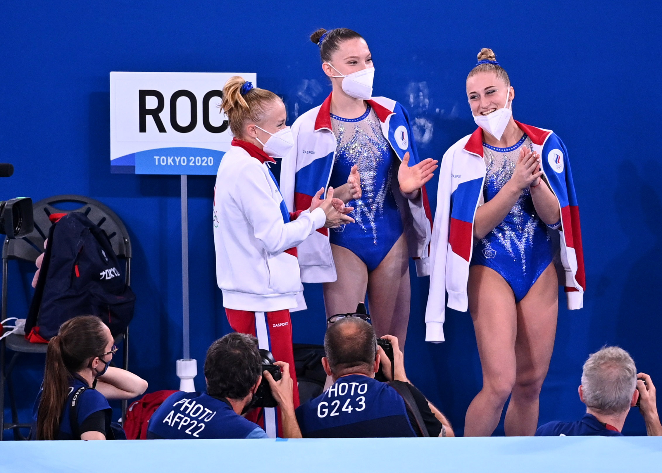 Gymnastics Russia Olympic Committee Win Women S Team Gold Reuters