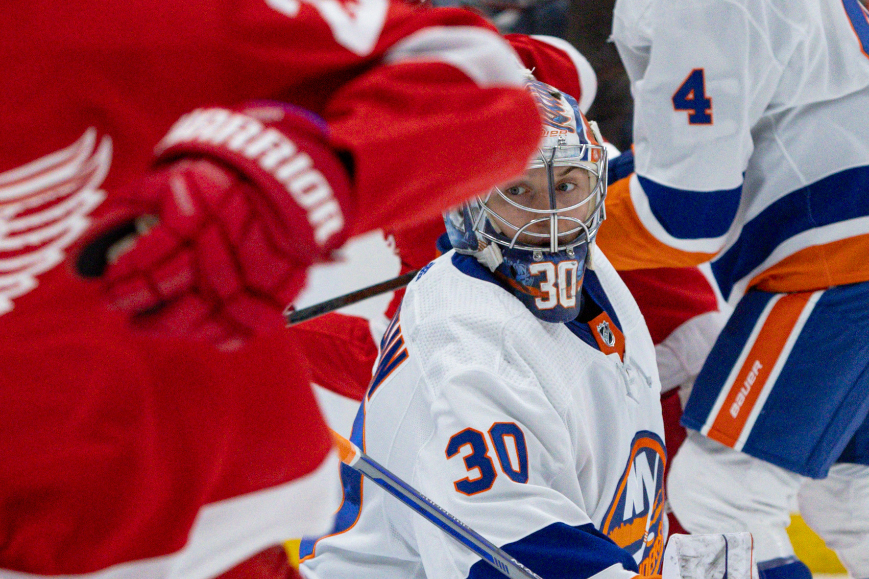 Red Wings Erase Deficit In Third, Beat Islanders In OT | Reuters