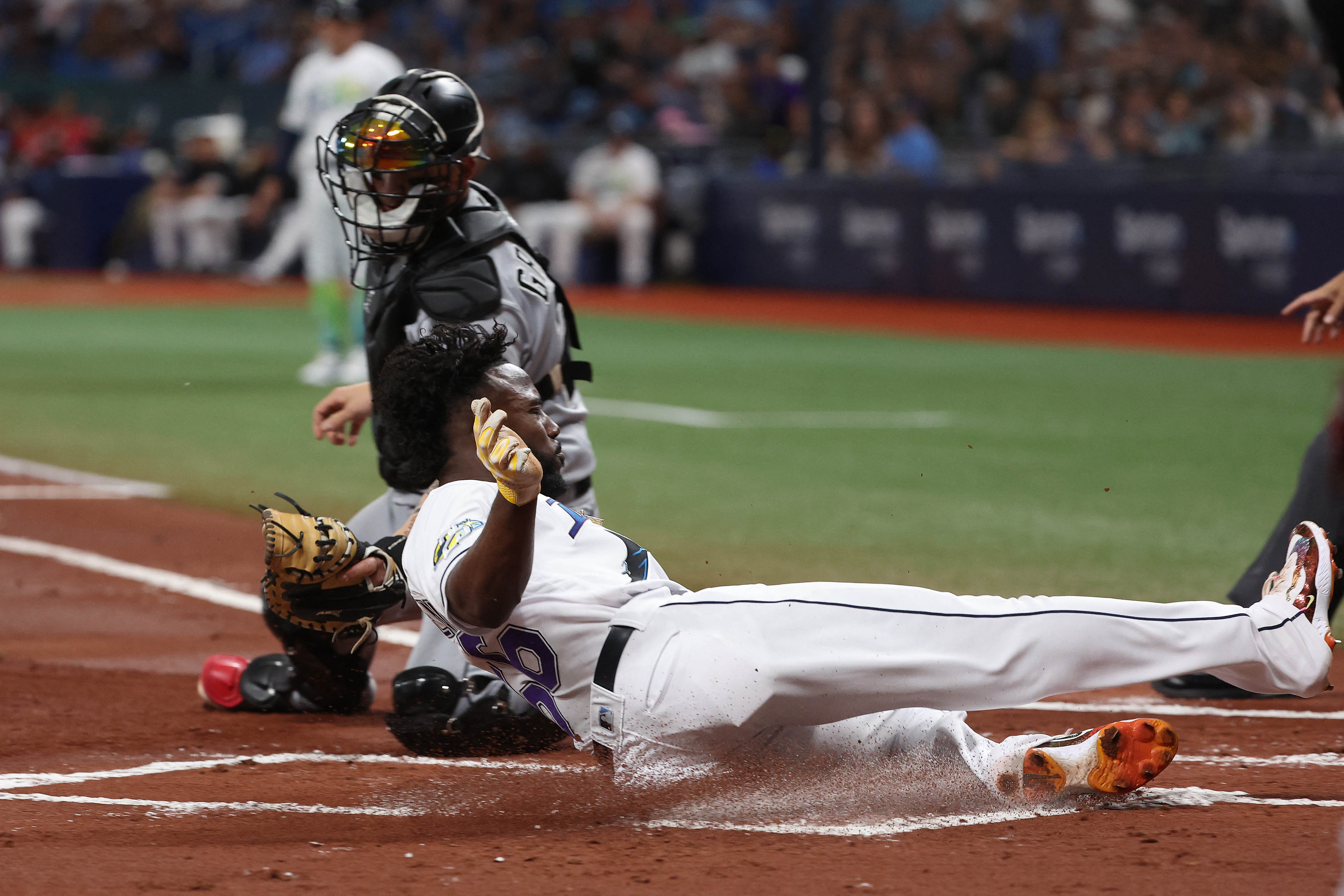 Brandon Lowe crushes walkoff homer as Rays best White Sox