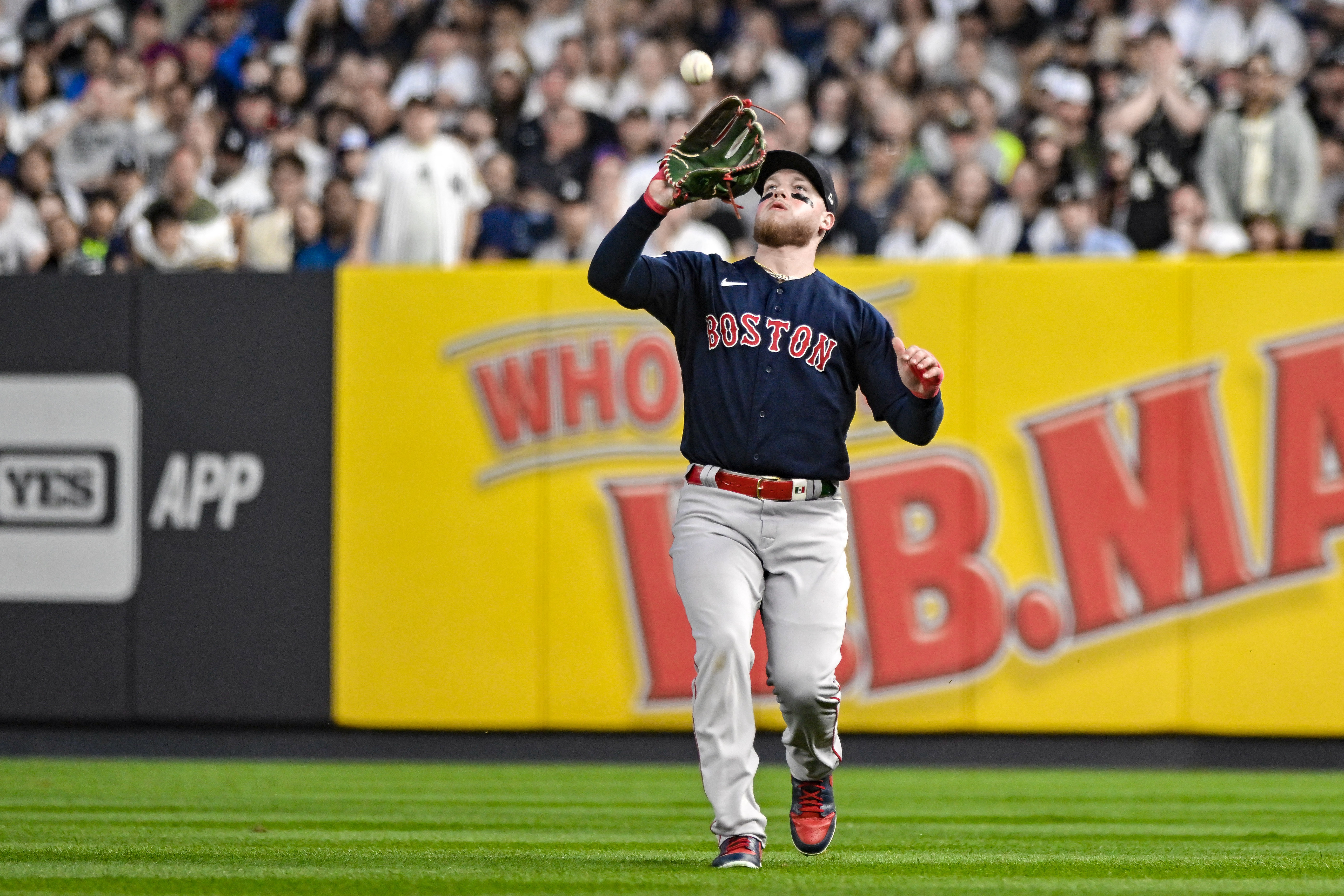 Red Sox win, sweep Yankees behind Justin Turner's late heroics in Bronx, National