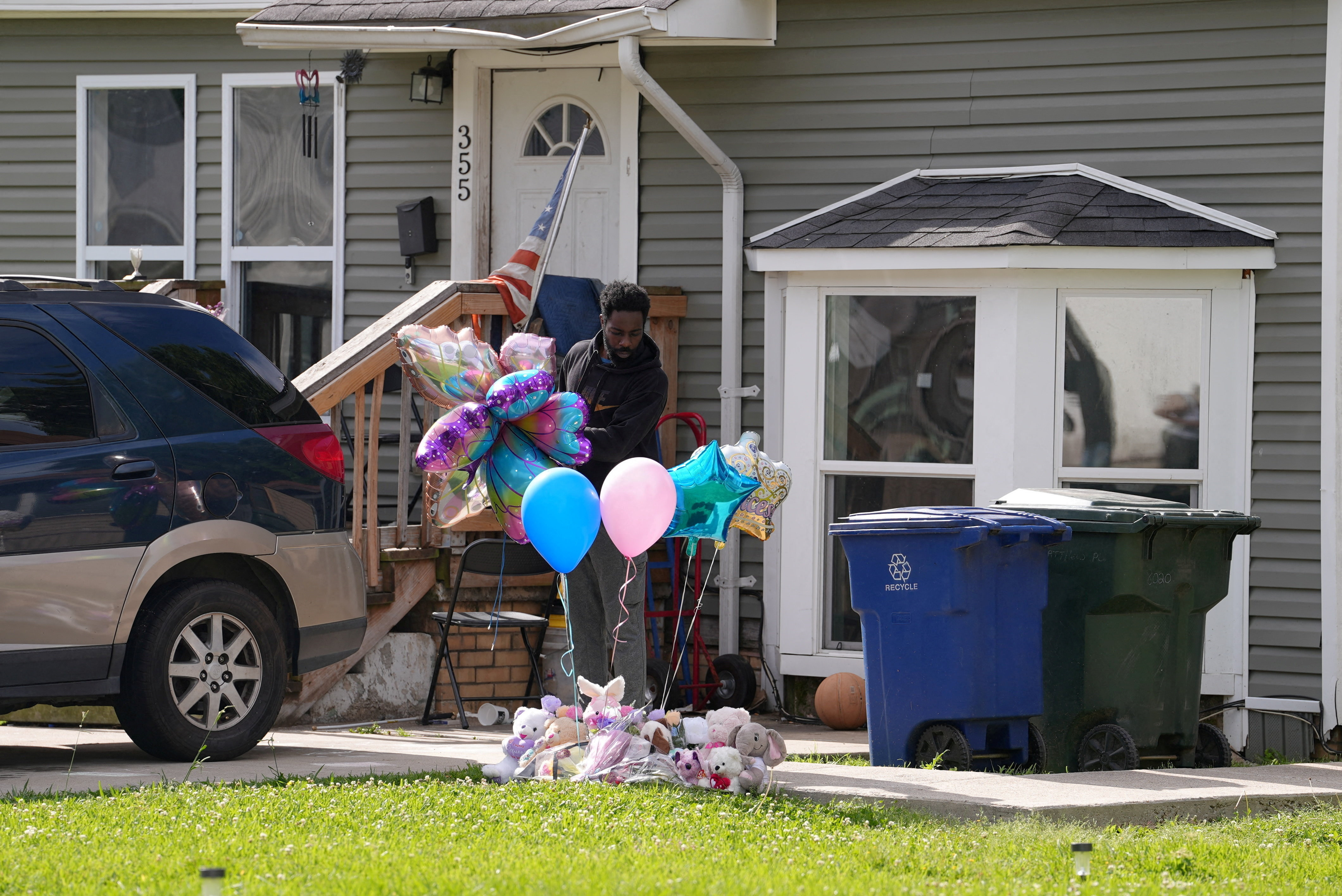 Eight children killed at home in Louisiana domestic violence, police say |  Reuters