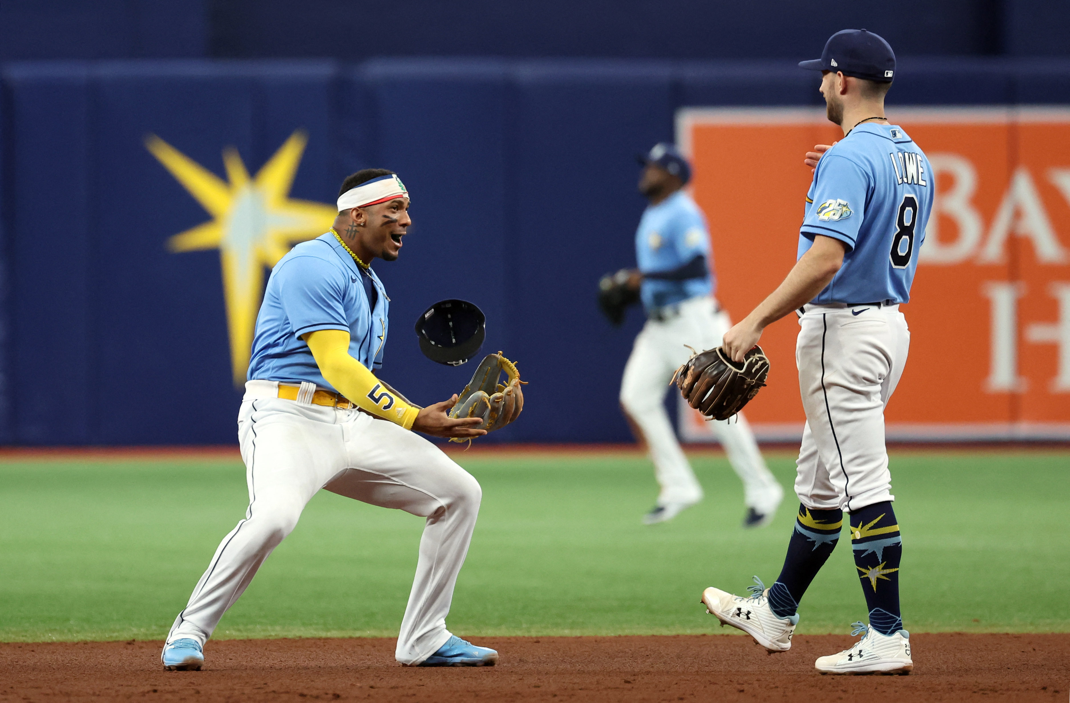 D-rays vs. Red Sox