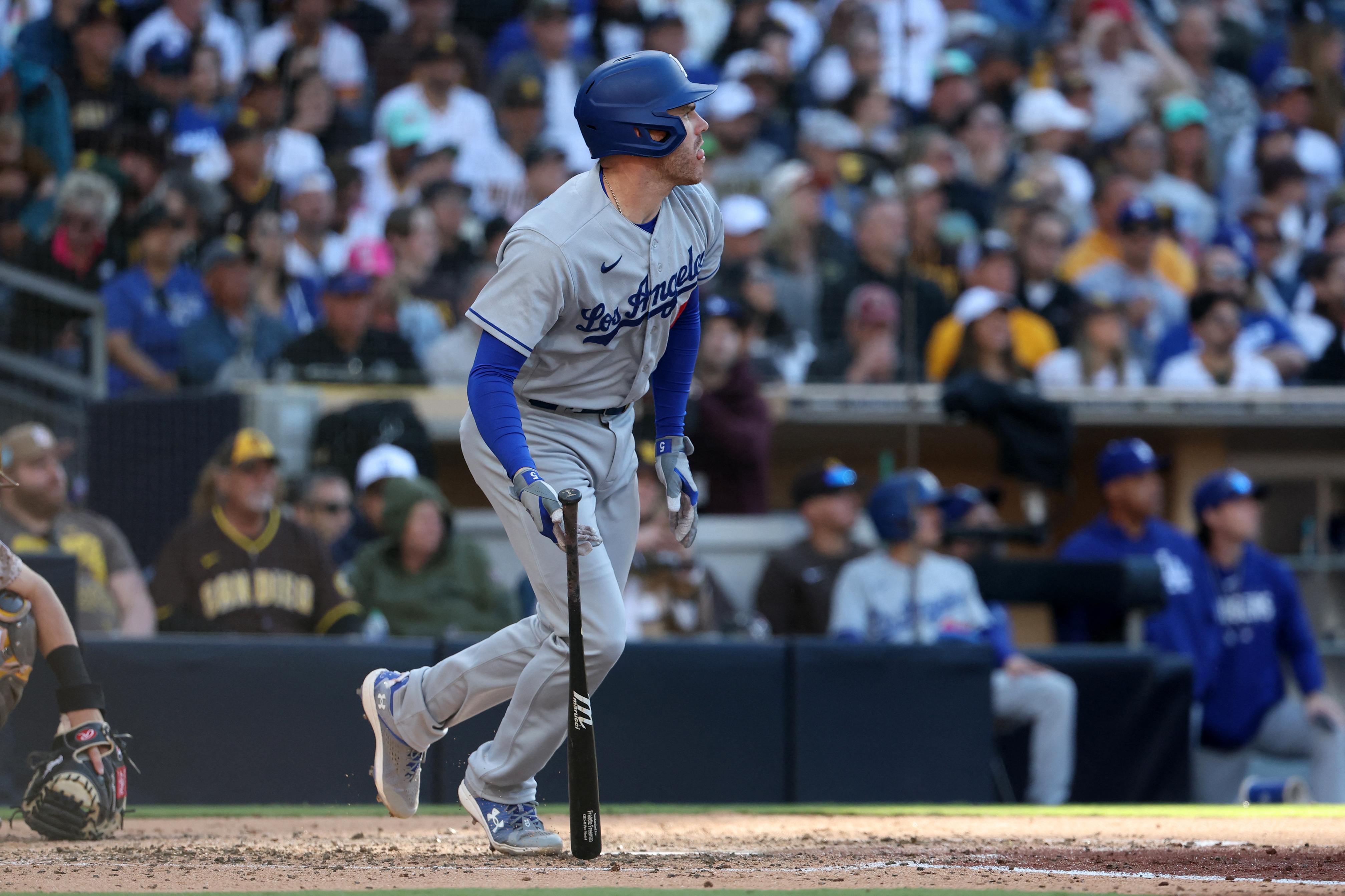 Freddie Freeman's 10th-Inning Hit Sends Dodgers Past Padres 1–0