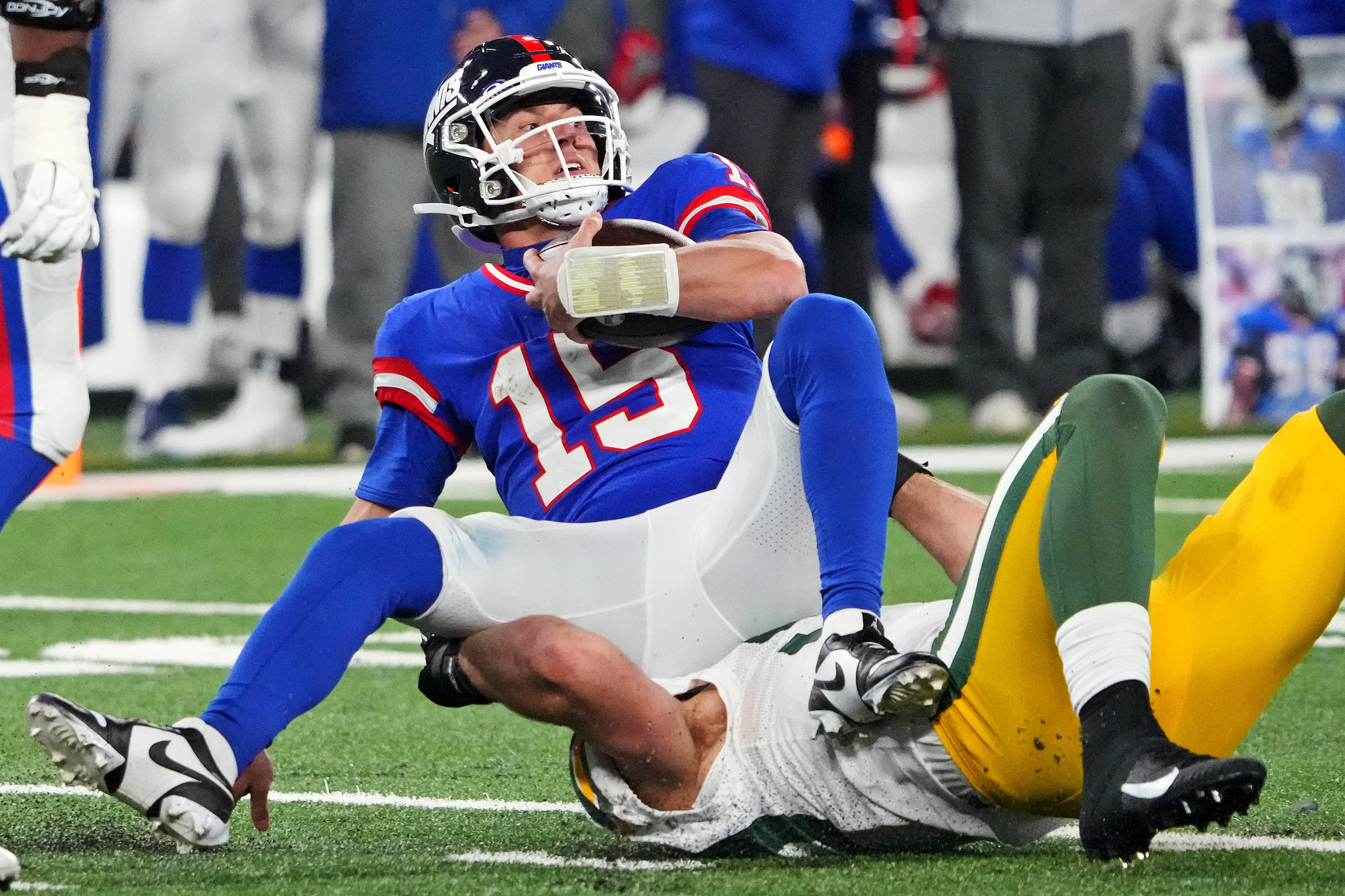 Giants end Packers' win streak with last-second FG