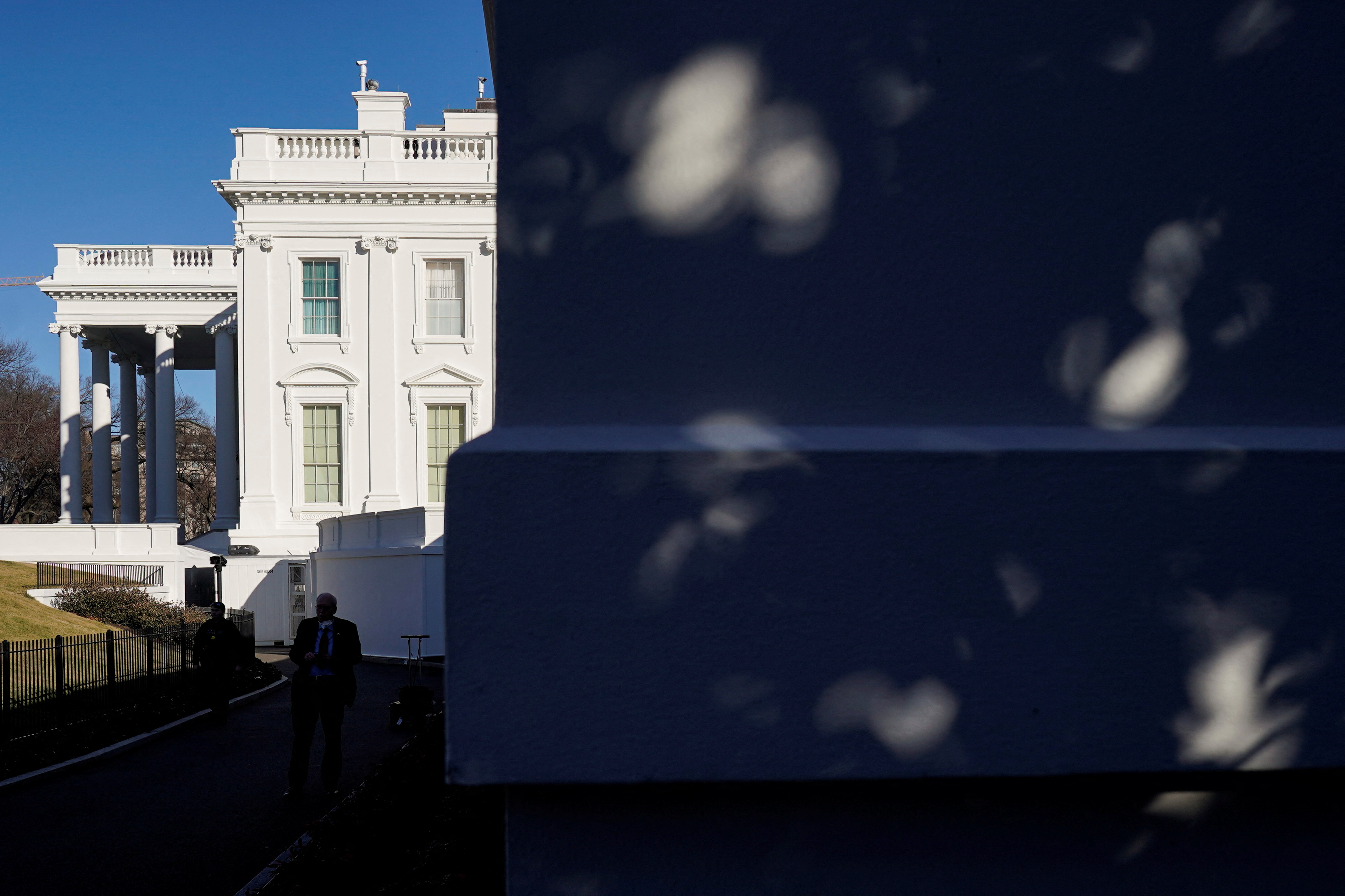 masks in federal buildings 2022