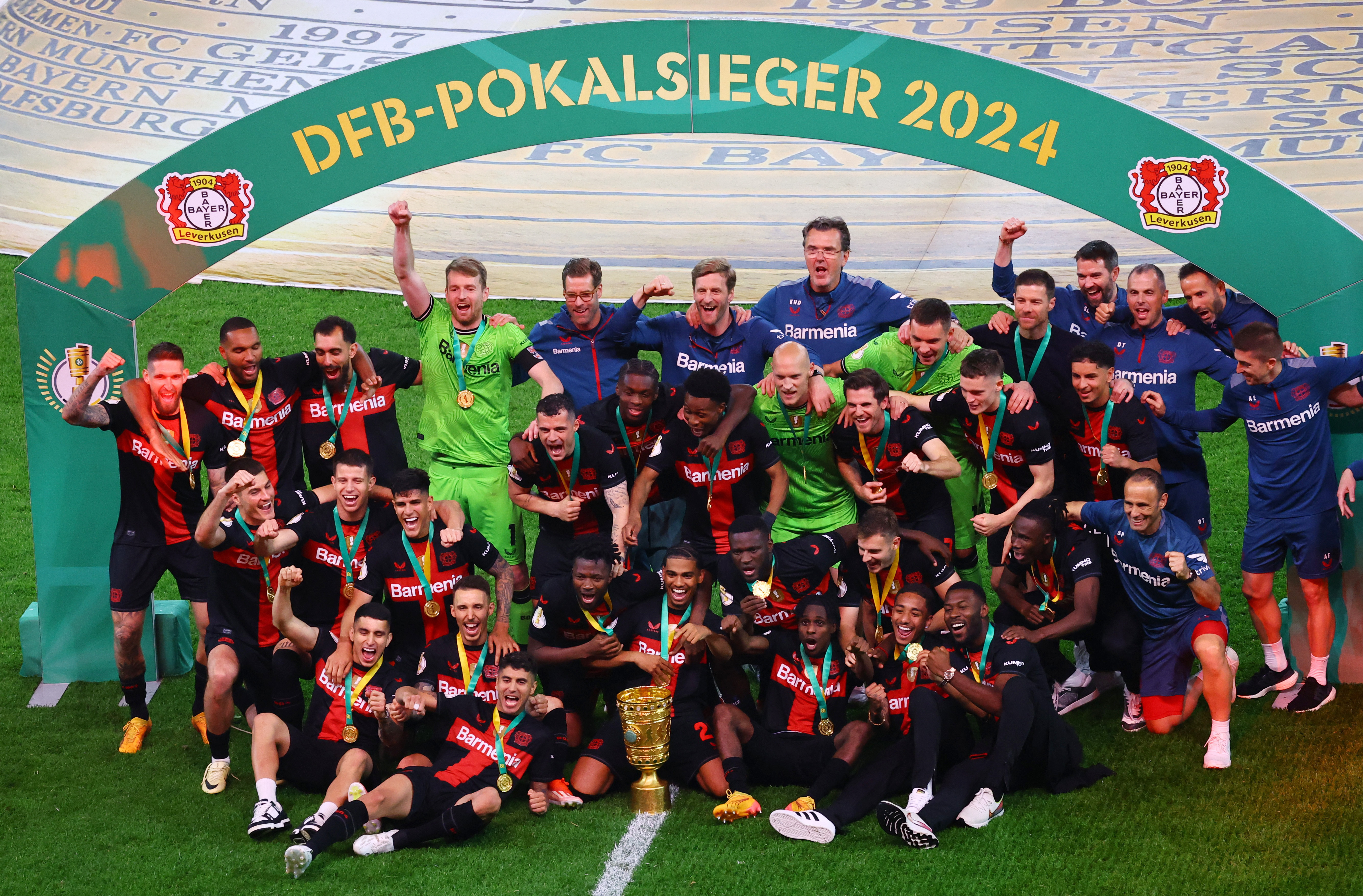 サッカー＝レーバークーゼン、ドイツ杯優勝で初の国内2冠達成