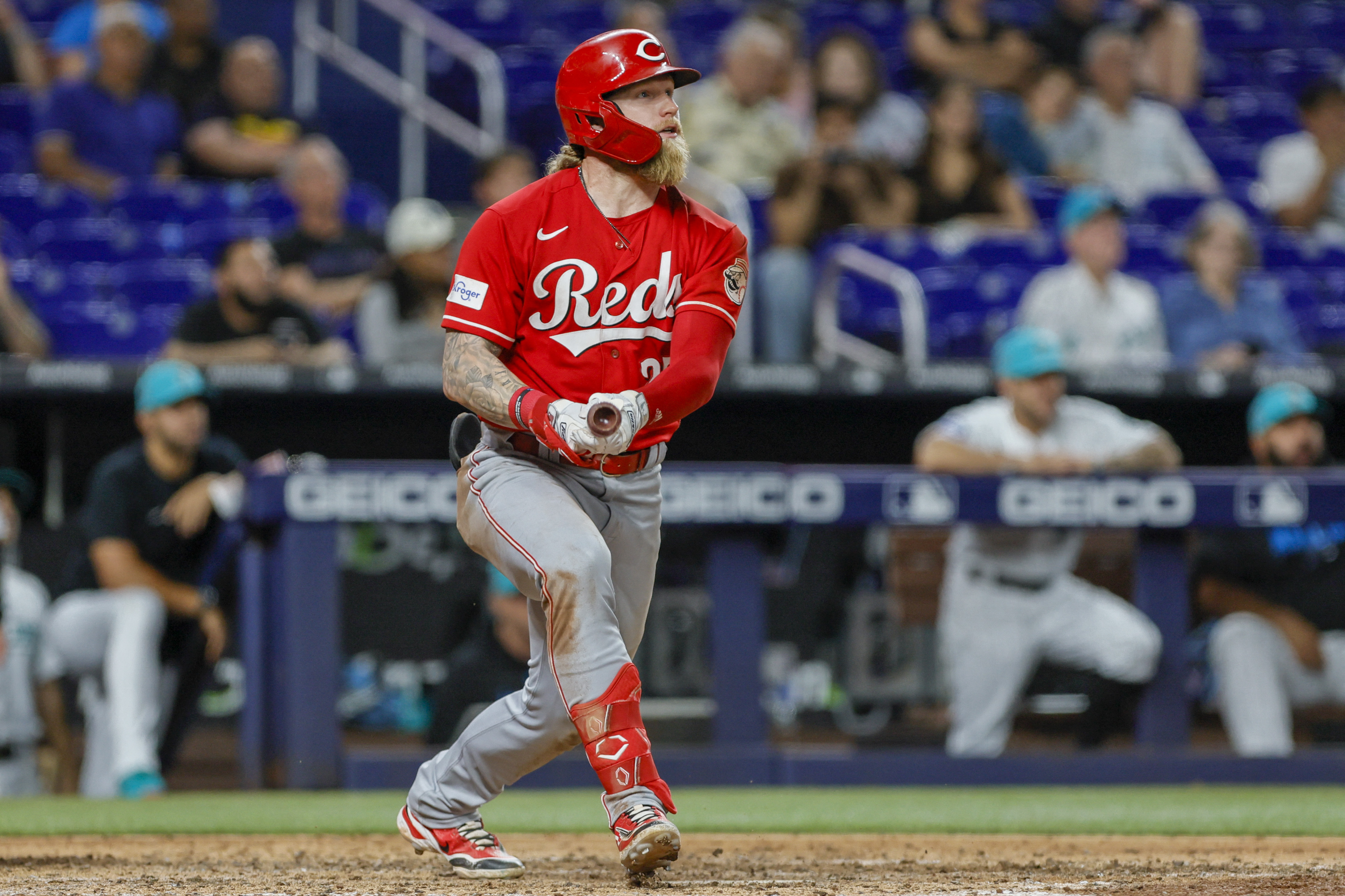 Jake Fraley (2 HRs, 4 RBIs) propels Reds past Marlins