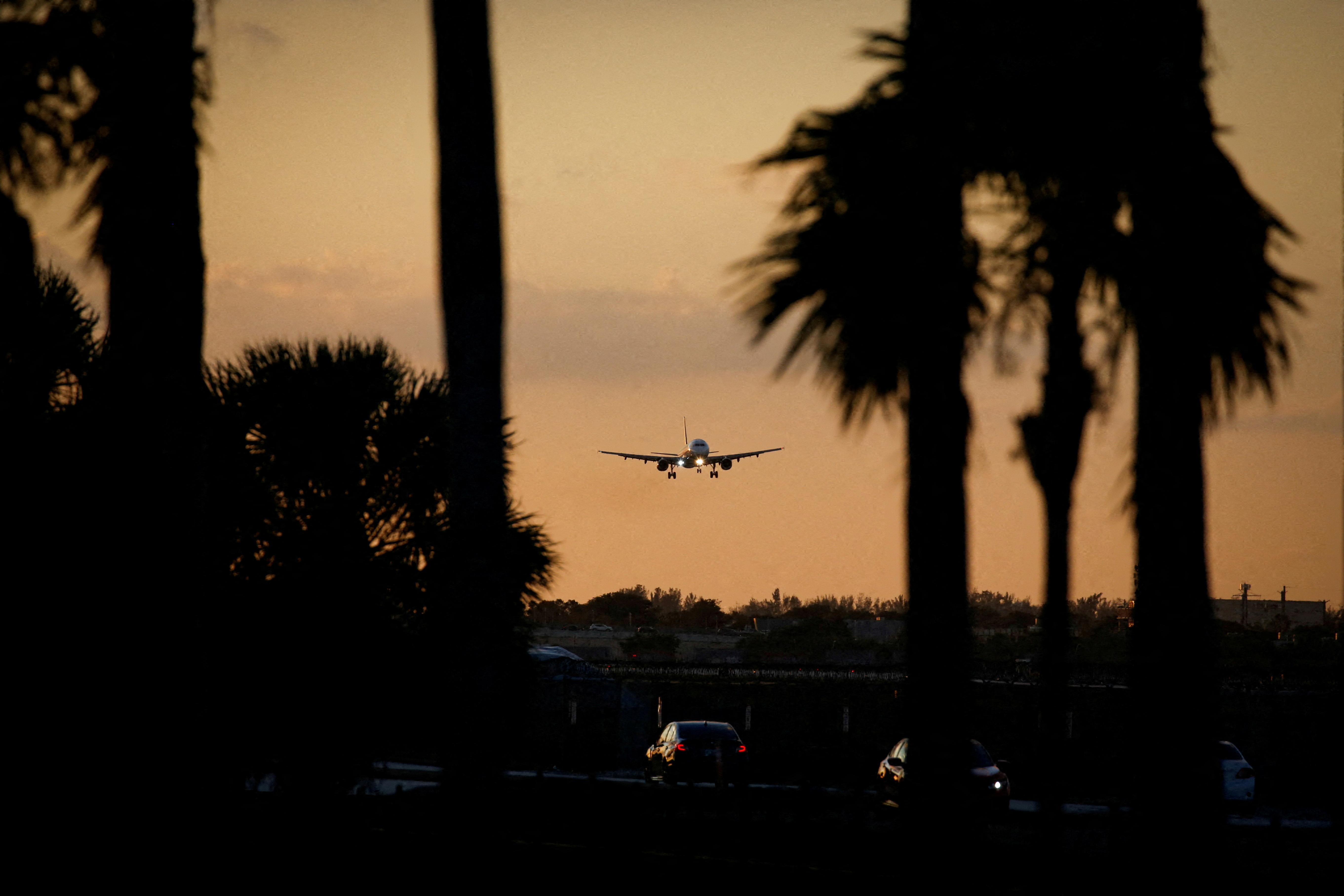 Union blasts FAA for traffic controller staffing