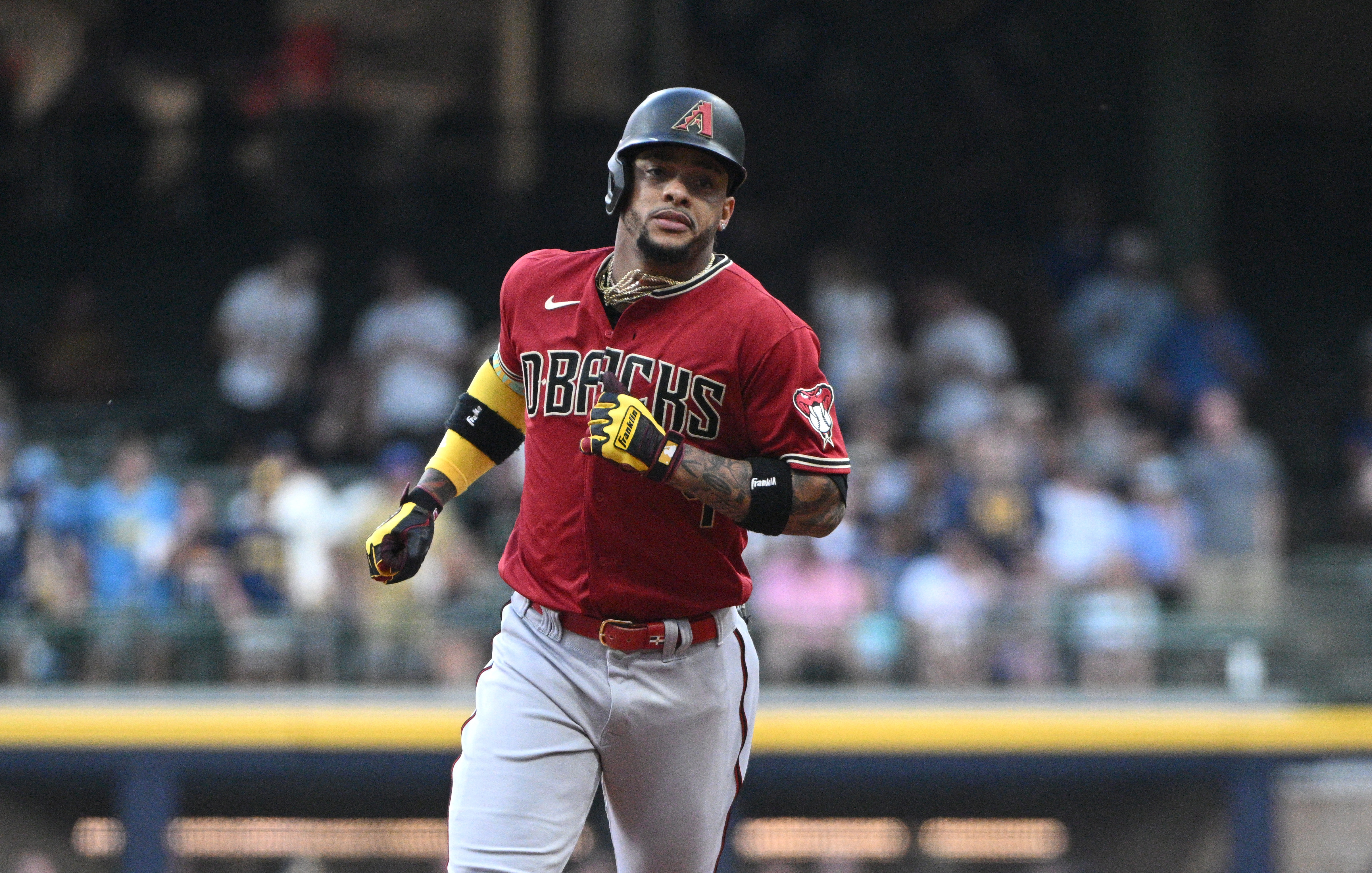 Photos: Milwaukee Brewers blank Arizona Diamondbacks 2-0 for sweep