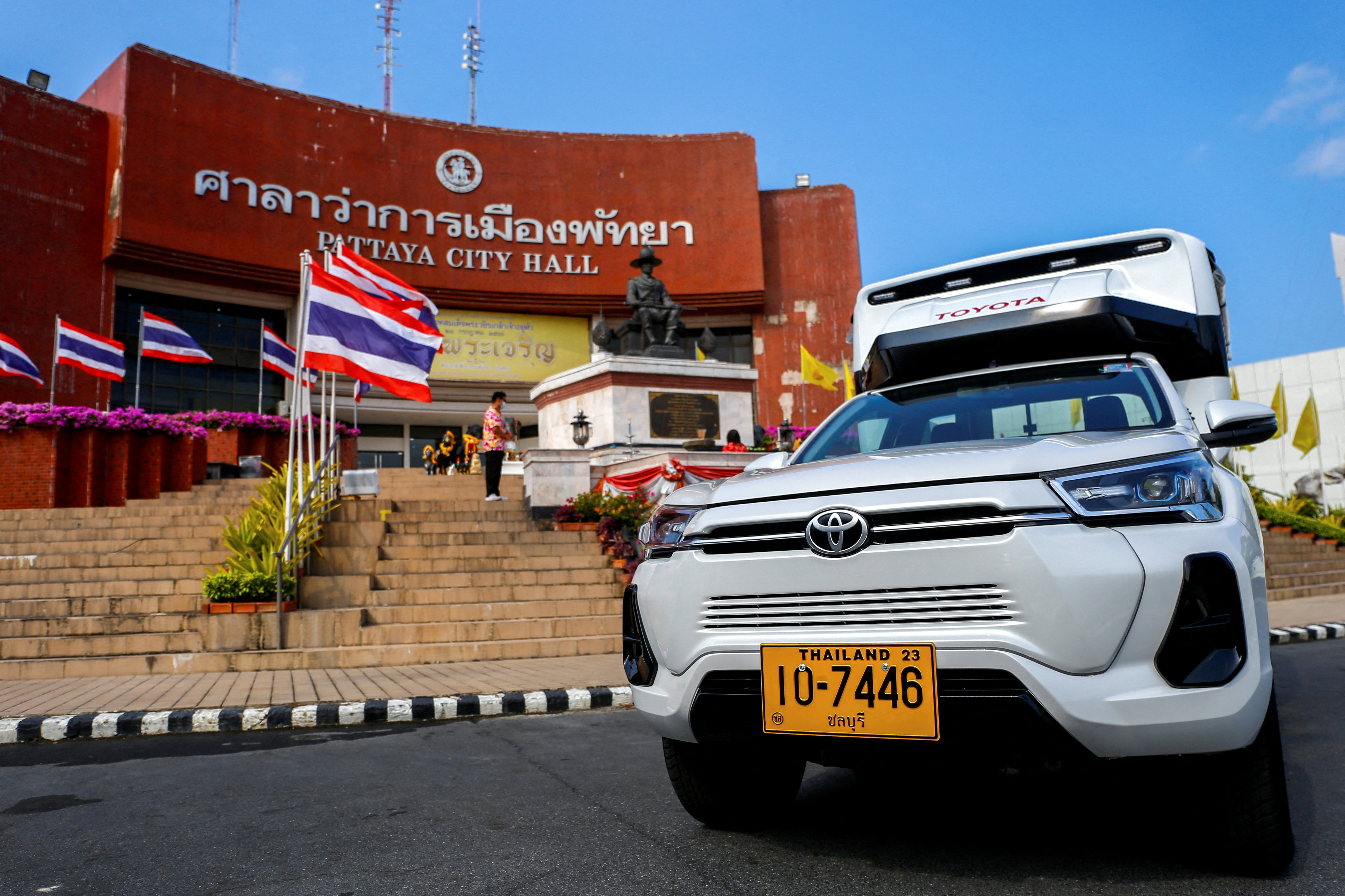 Toyota pilots EV pickup trucks in key Thai market