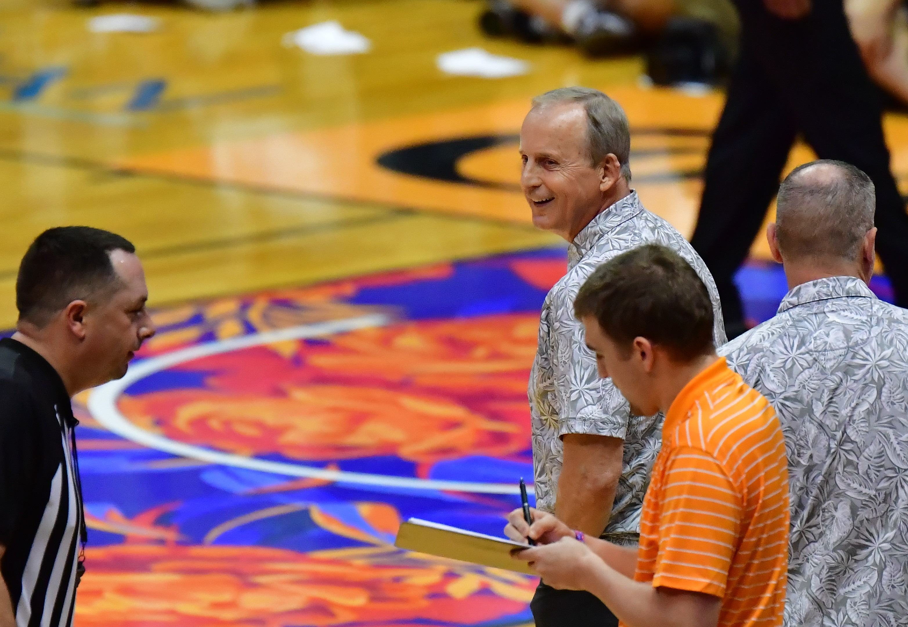 No. 7 Tennessee opens Maui Invitational by topping Syracuse Reuters