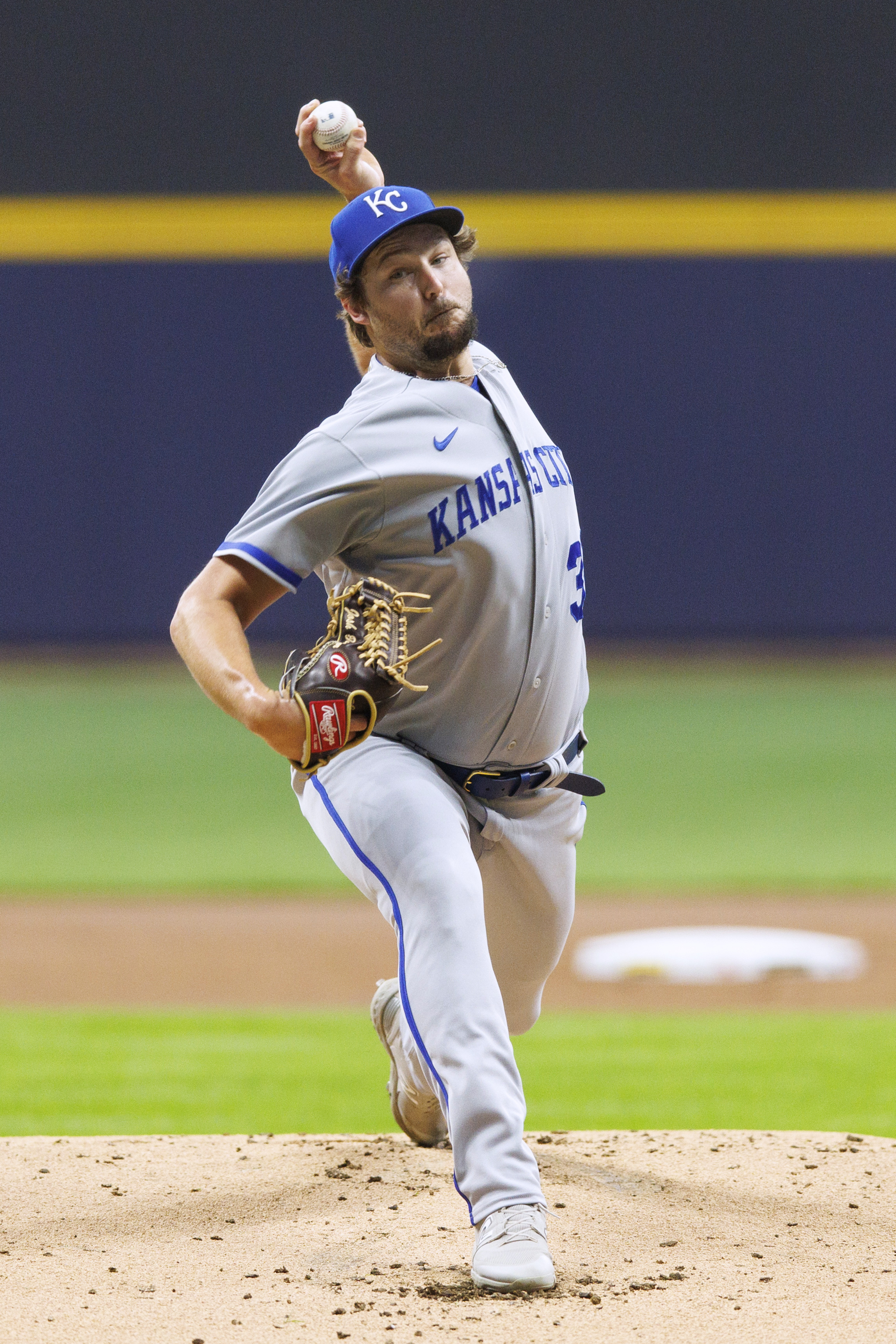 Corbin Burnes' scoreless outing carries Brewers over Royals