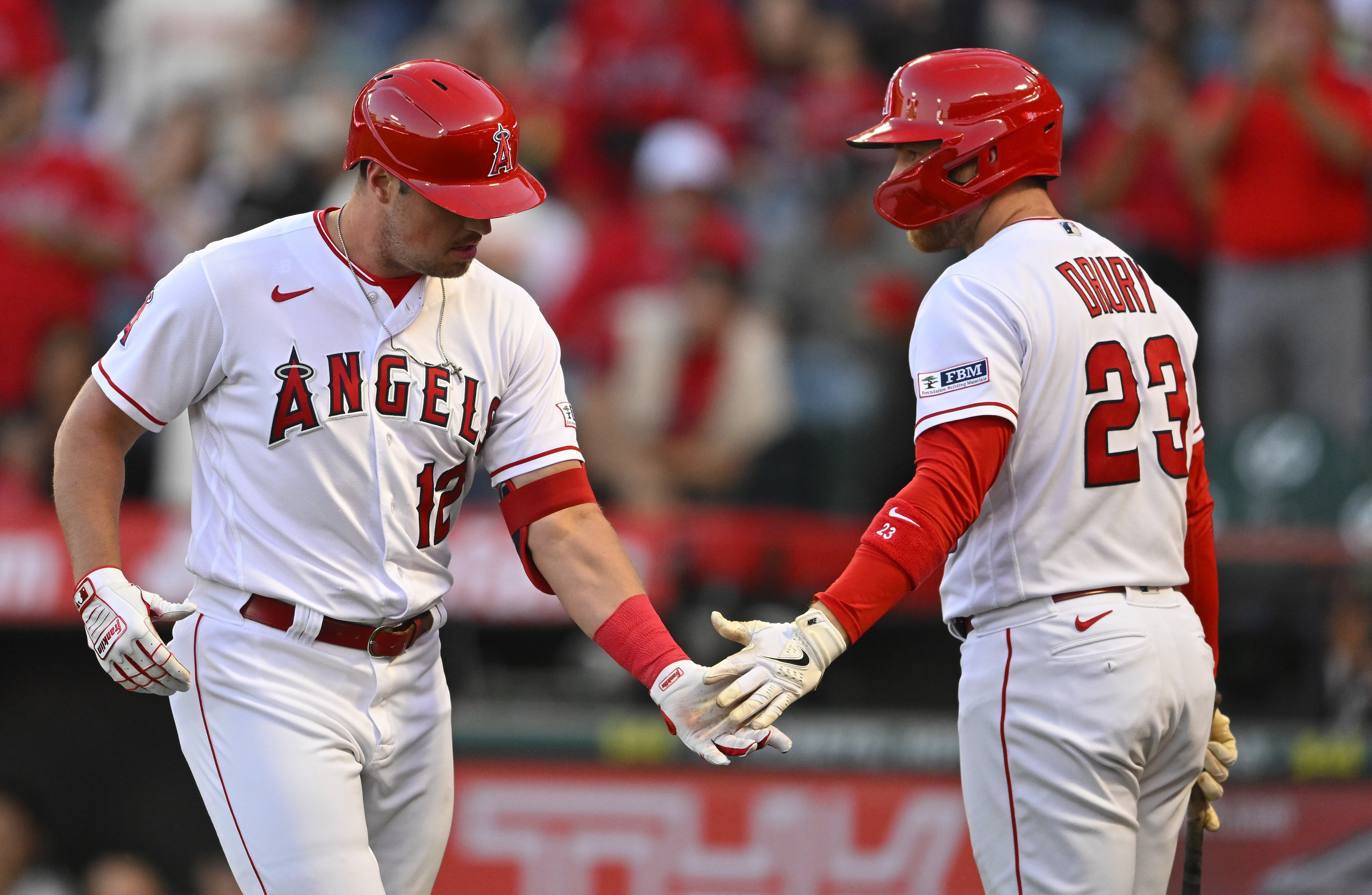 Late rally pushes Angels past Astros