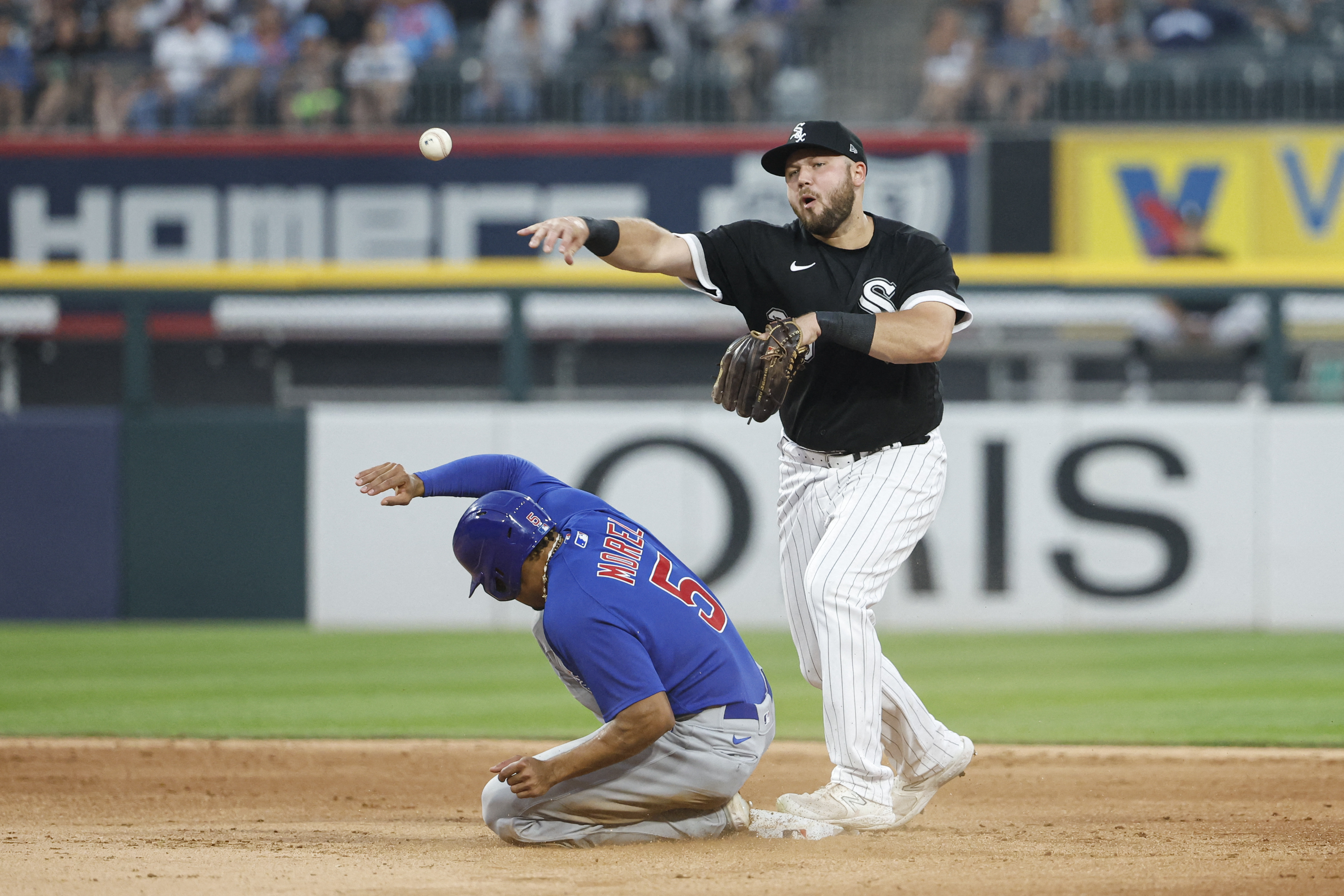 Dansby Swanson homers twice as the streaking Cubs beat the crosstown White  Sox 7-3 – Winnipeg Free Press