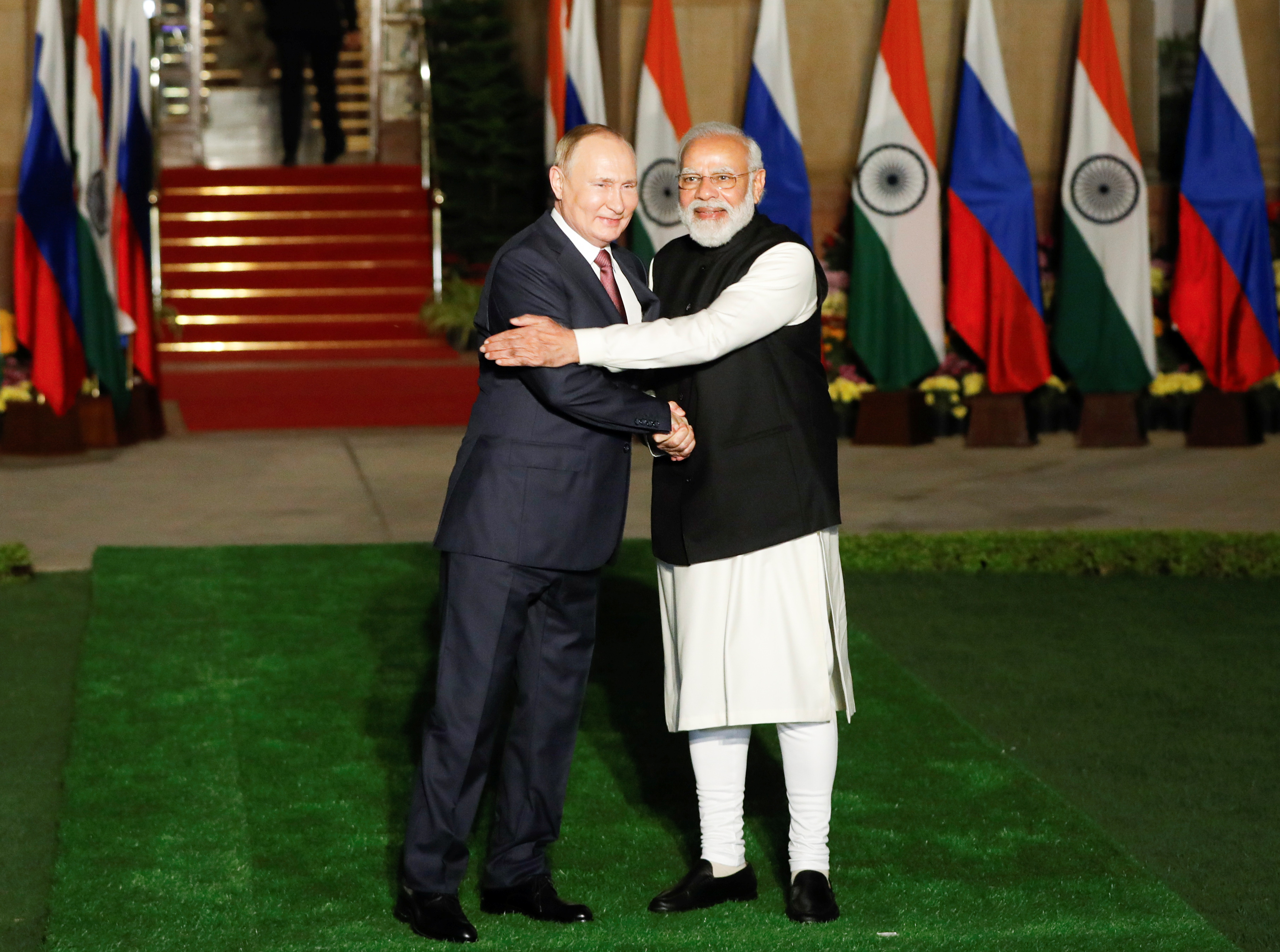 هند تجارت با روسیه را دو برابر کرد 