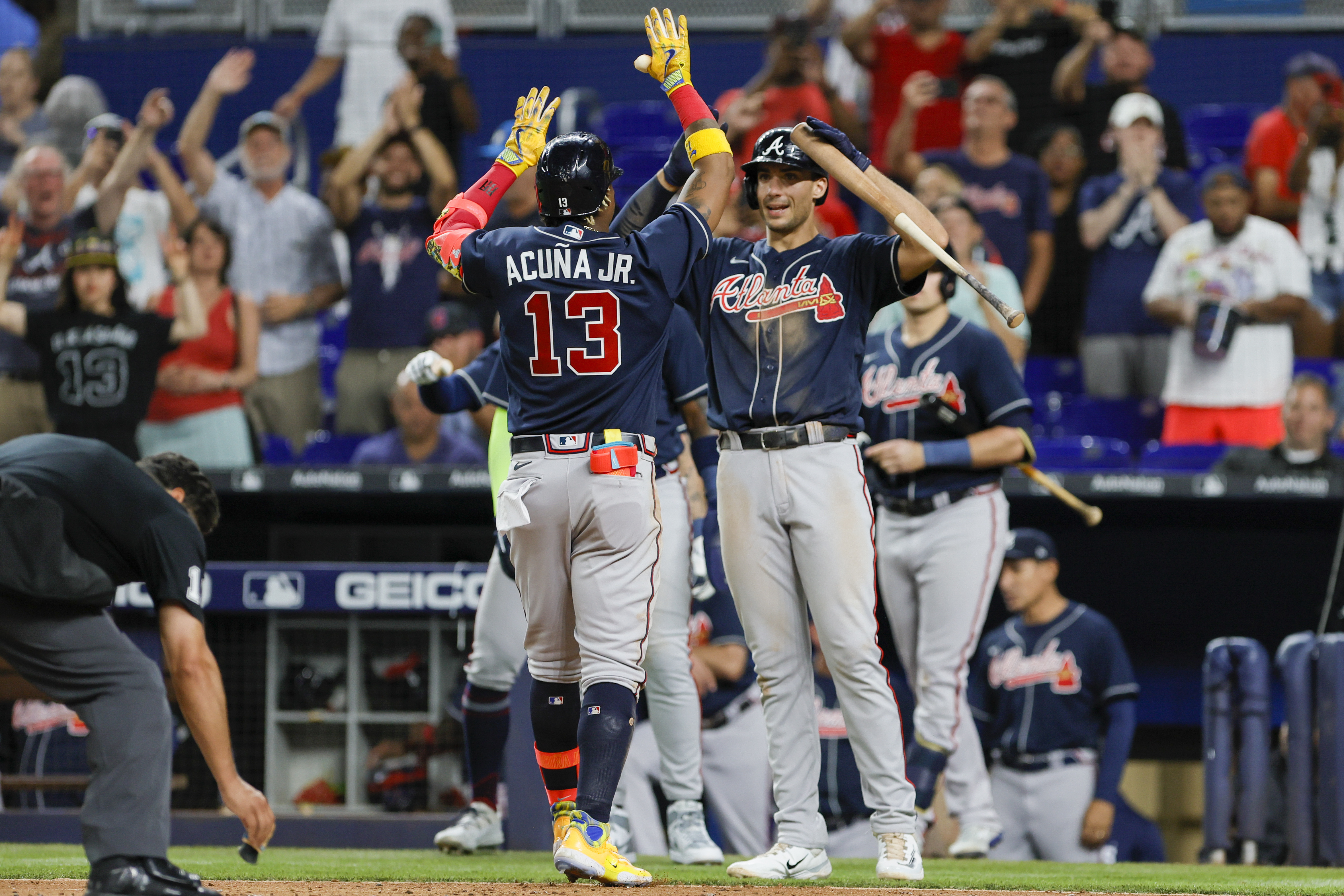 Marcell Ozuna powers Braves past Marlins