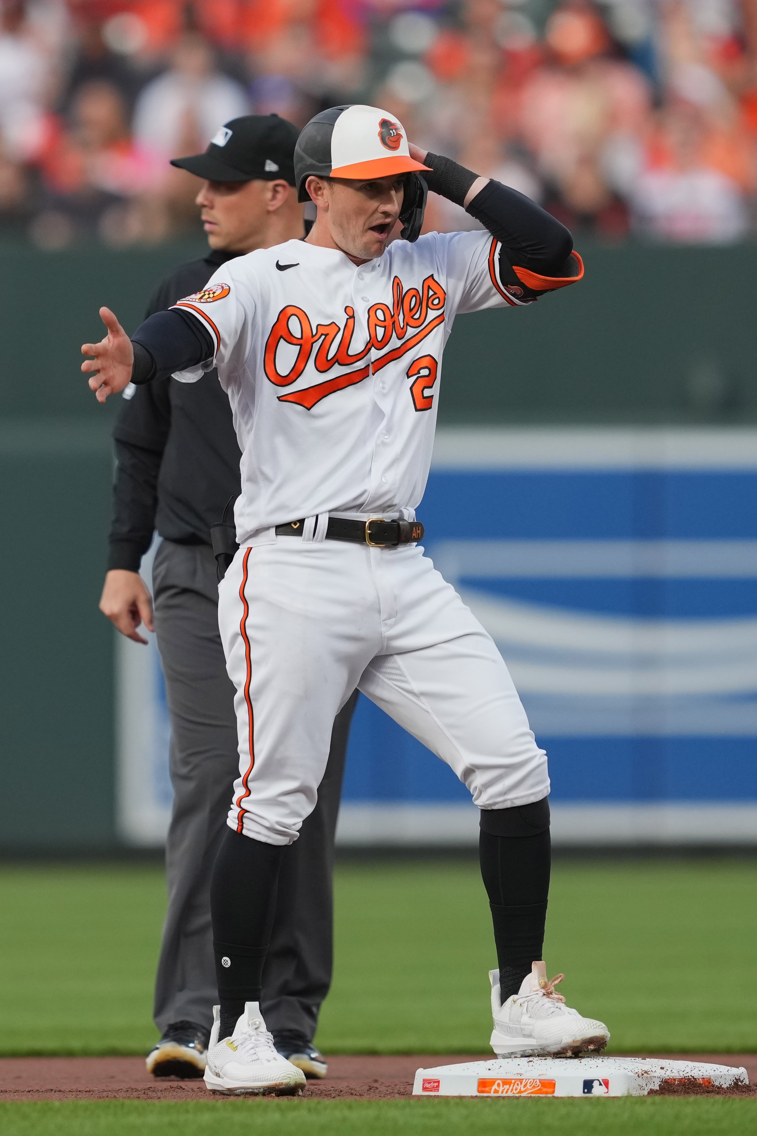 Ryan Mountcastle drives in 9 as Orioles blast A's