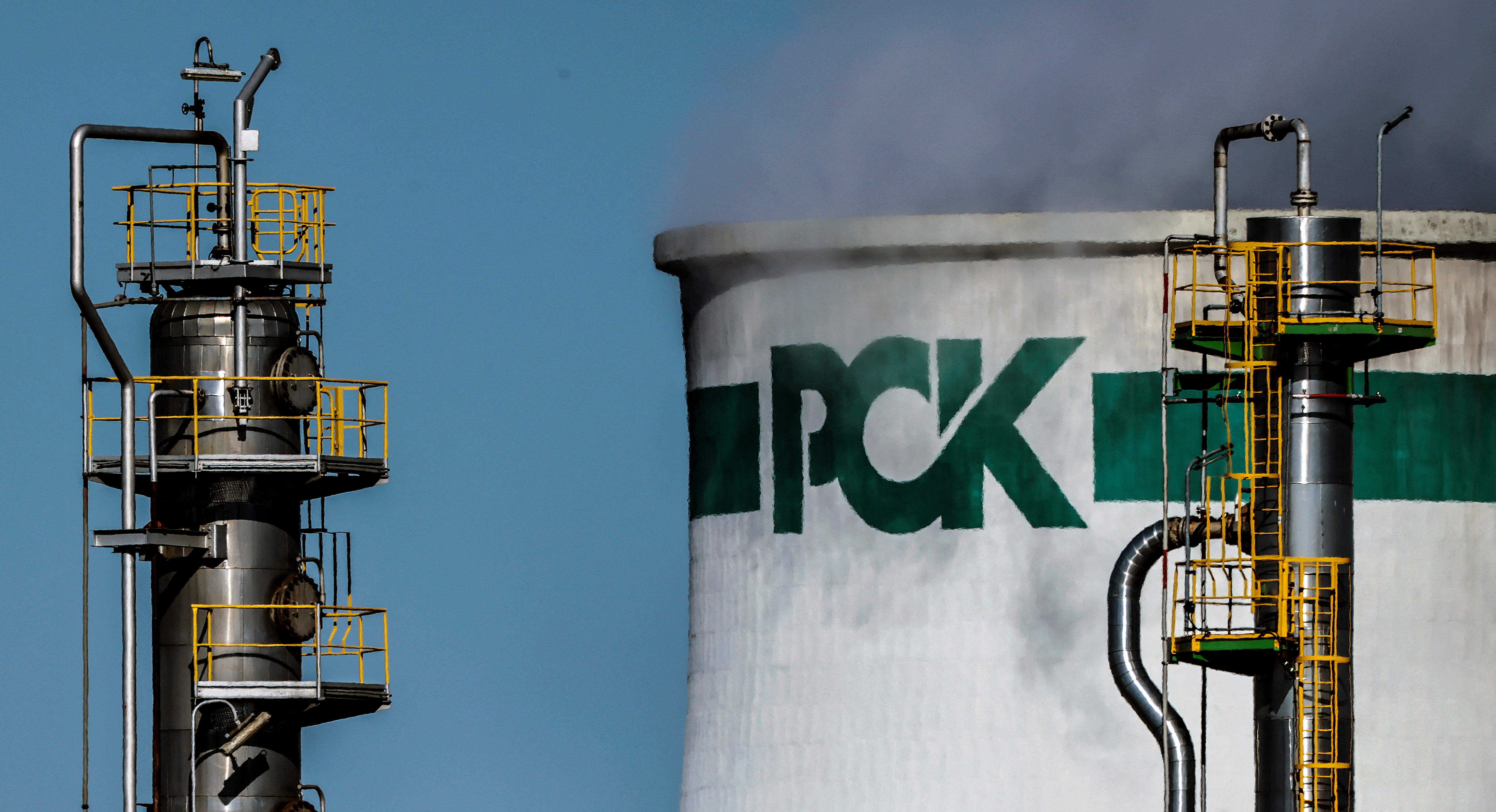 Industrial facilities of the PCK Raffinerie oil refinery in Schwedt/Oder