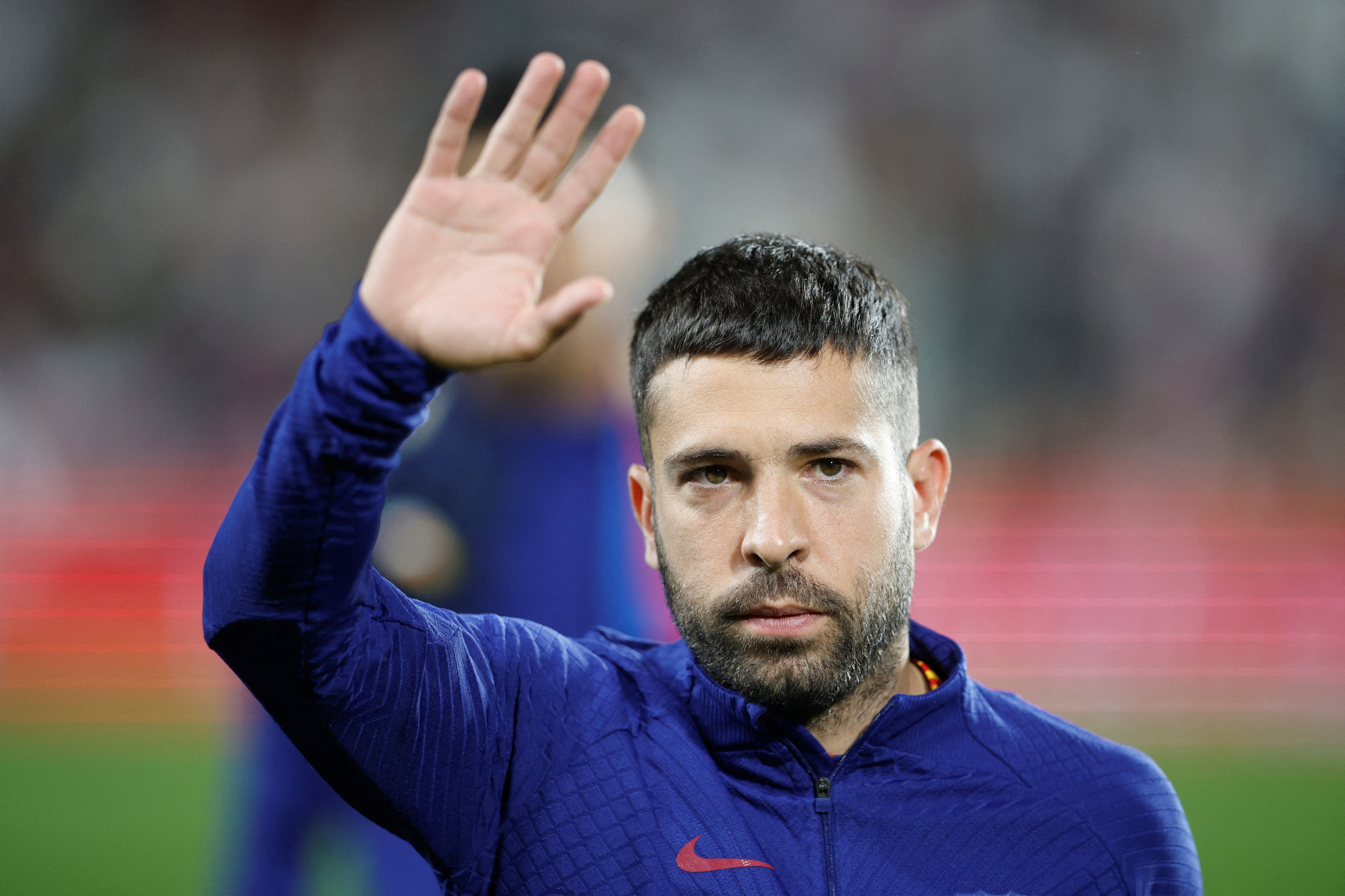 サッカー＝アルバ、バルセロナを今季限りで退団 11年プレー | ロイター