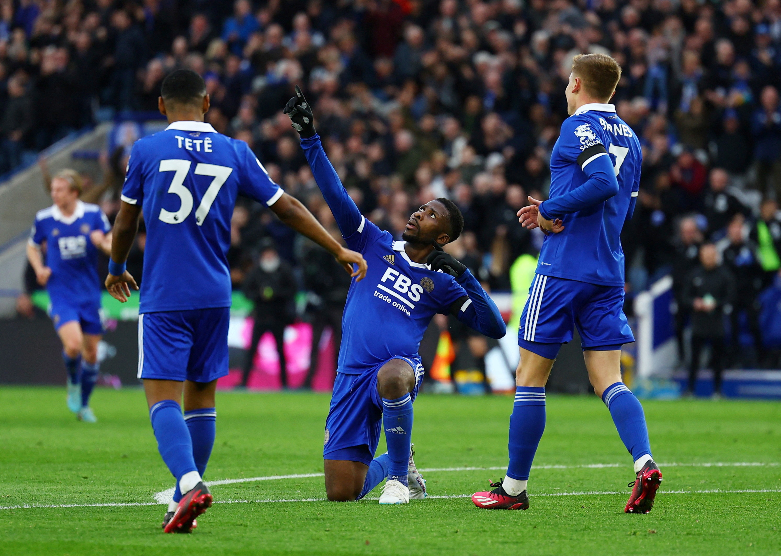 Leicester come from behind to thrash sorry | Reuters