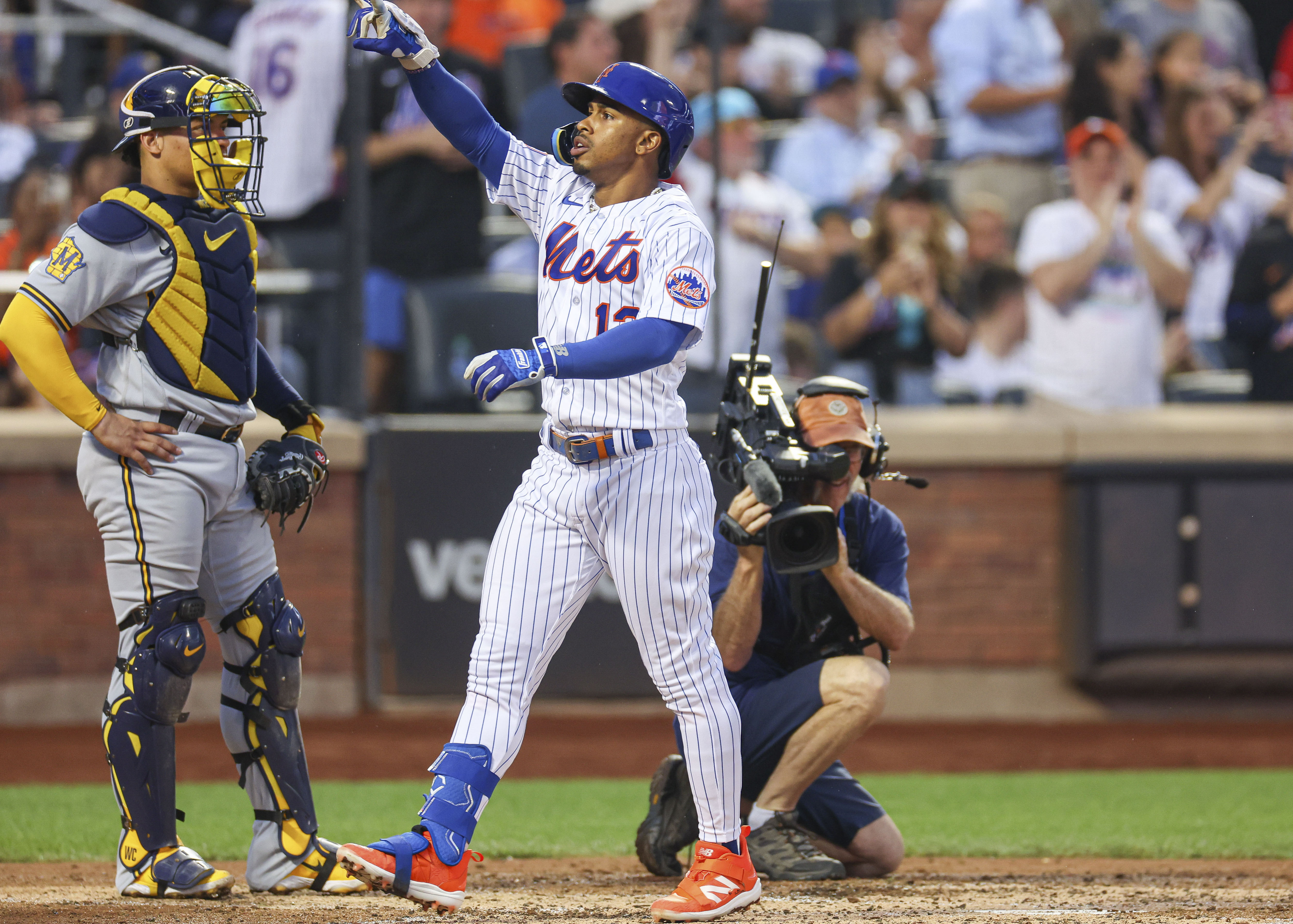 Peterson, Nimmo lift struggling Mets past Brewers on Tuesday night