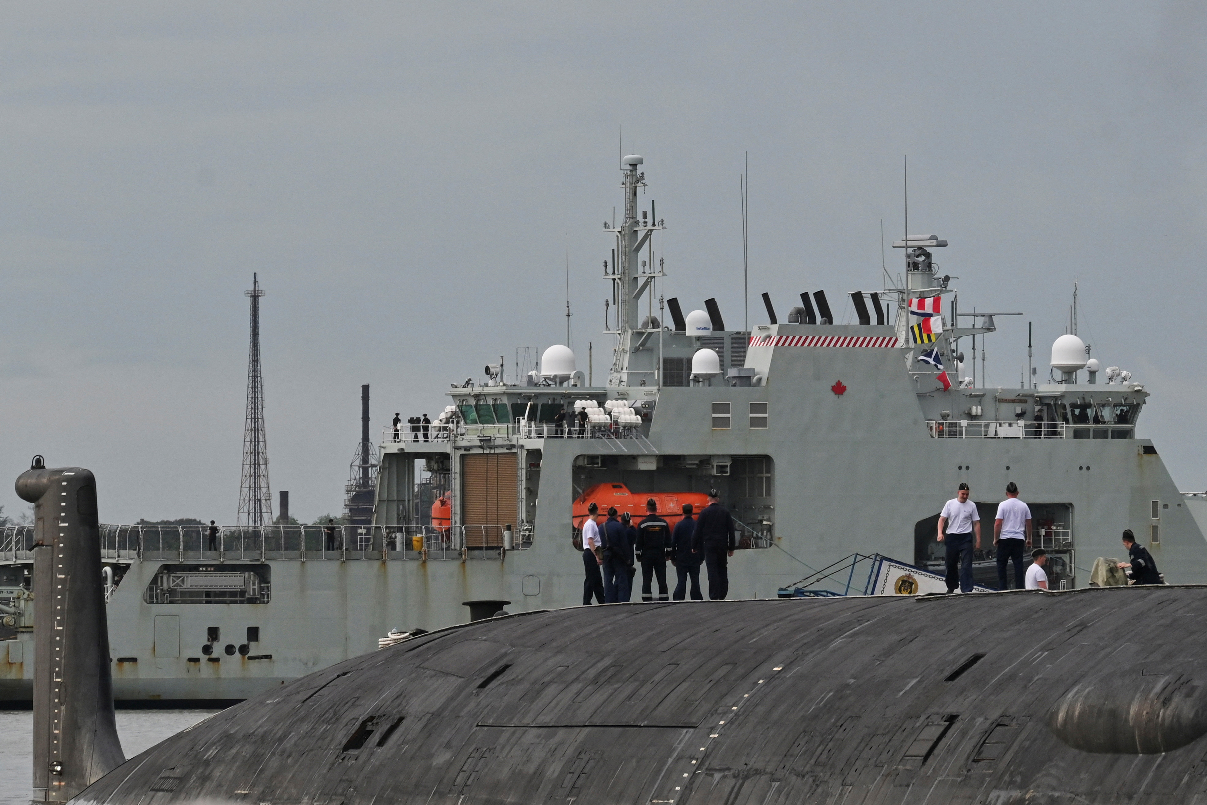 Canadian navy patrol boat to join Russian warships in Havana harbor