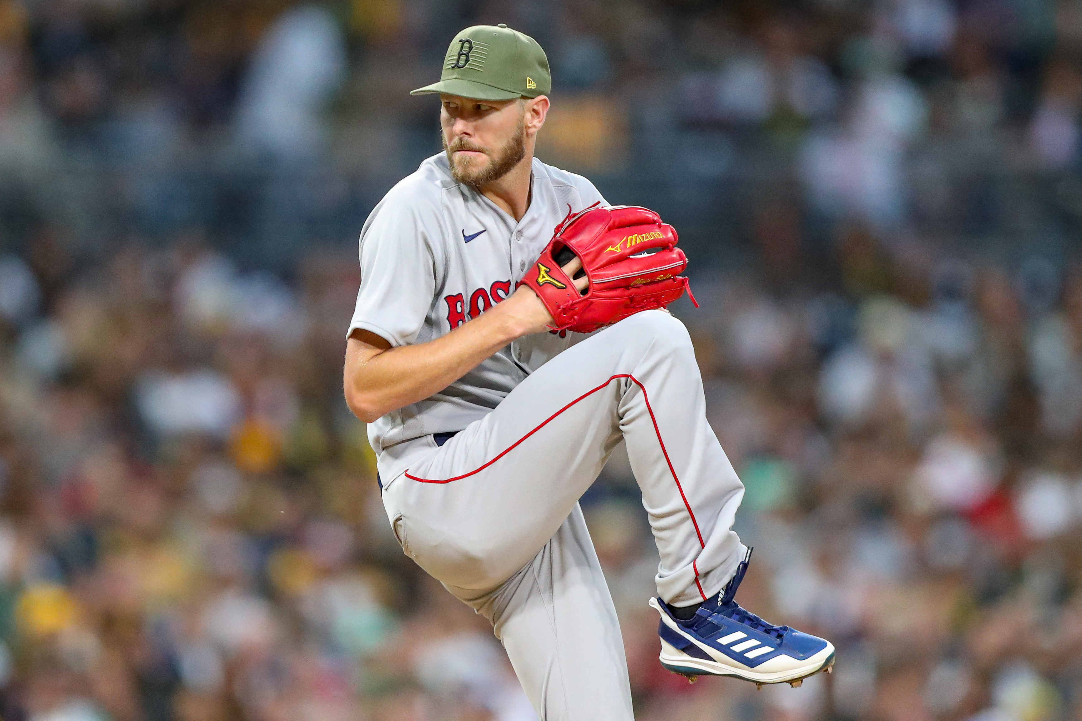 Chris Sale pitches Red Sox past Padres