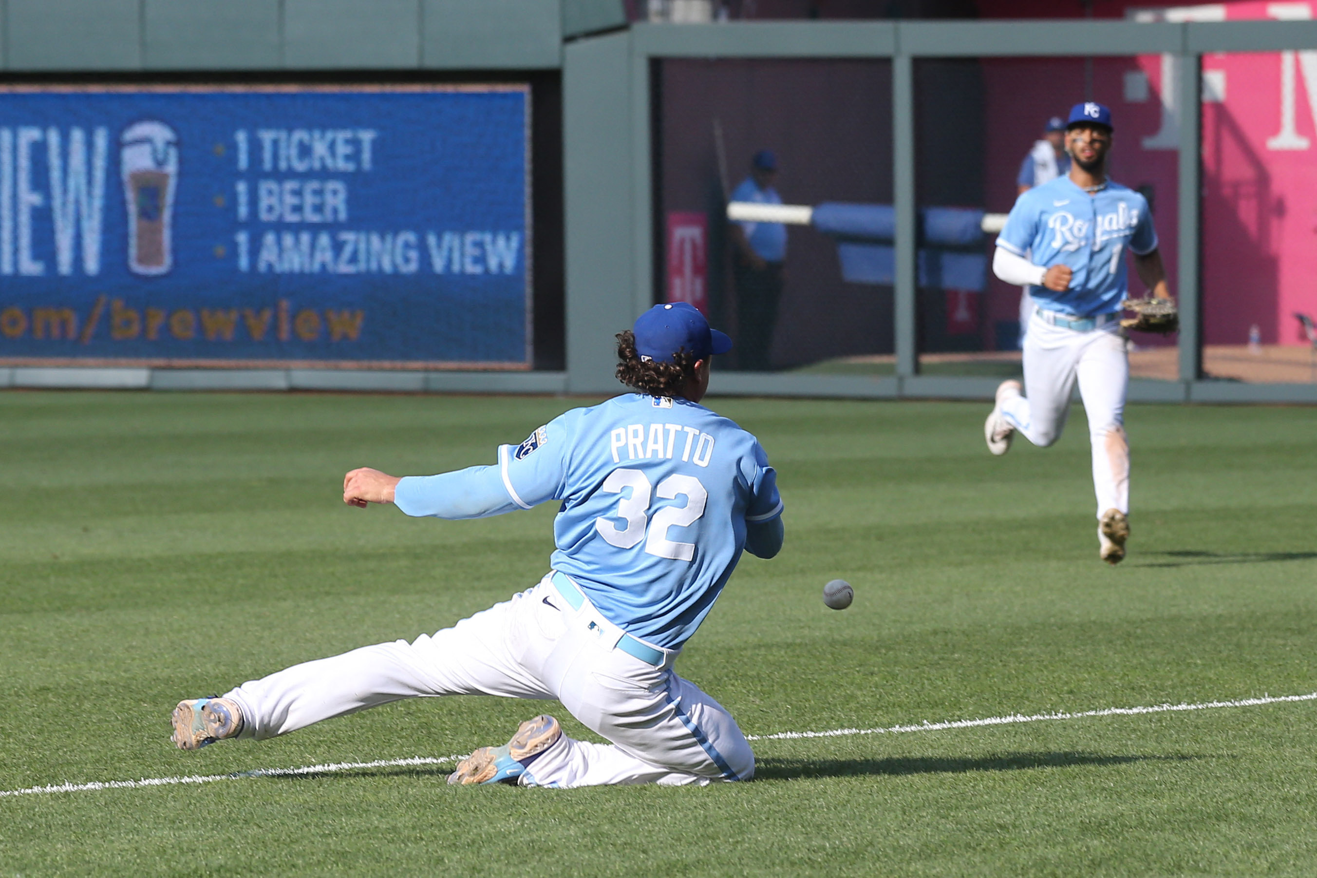 Samad Taylor hits walk-off single in MLB debut as Royals beat Angels 10-9 -  Newsday