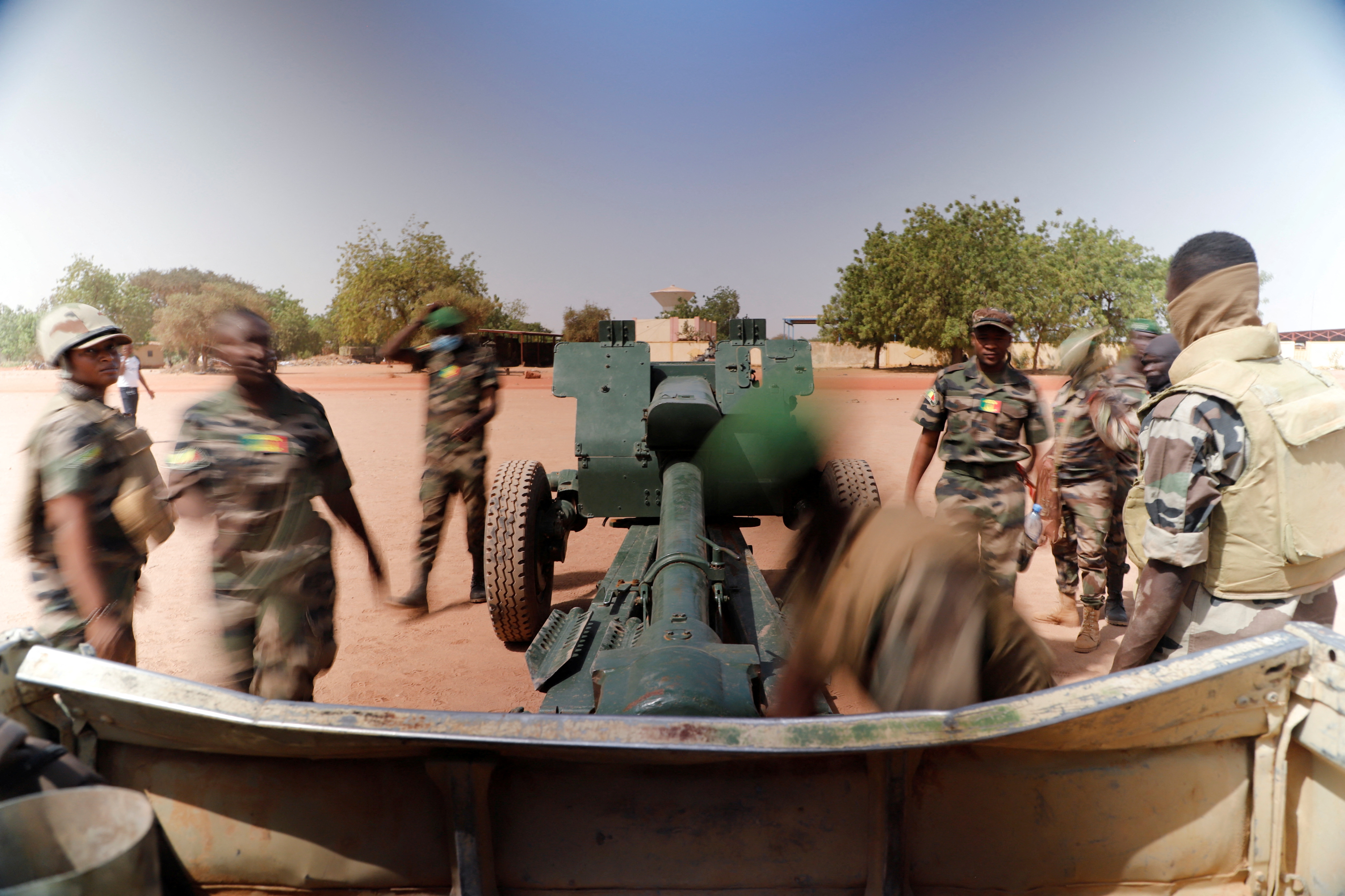 EU forces train Malian soldiers to fight jihadists