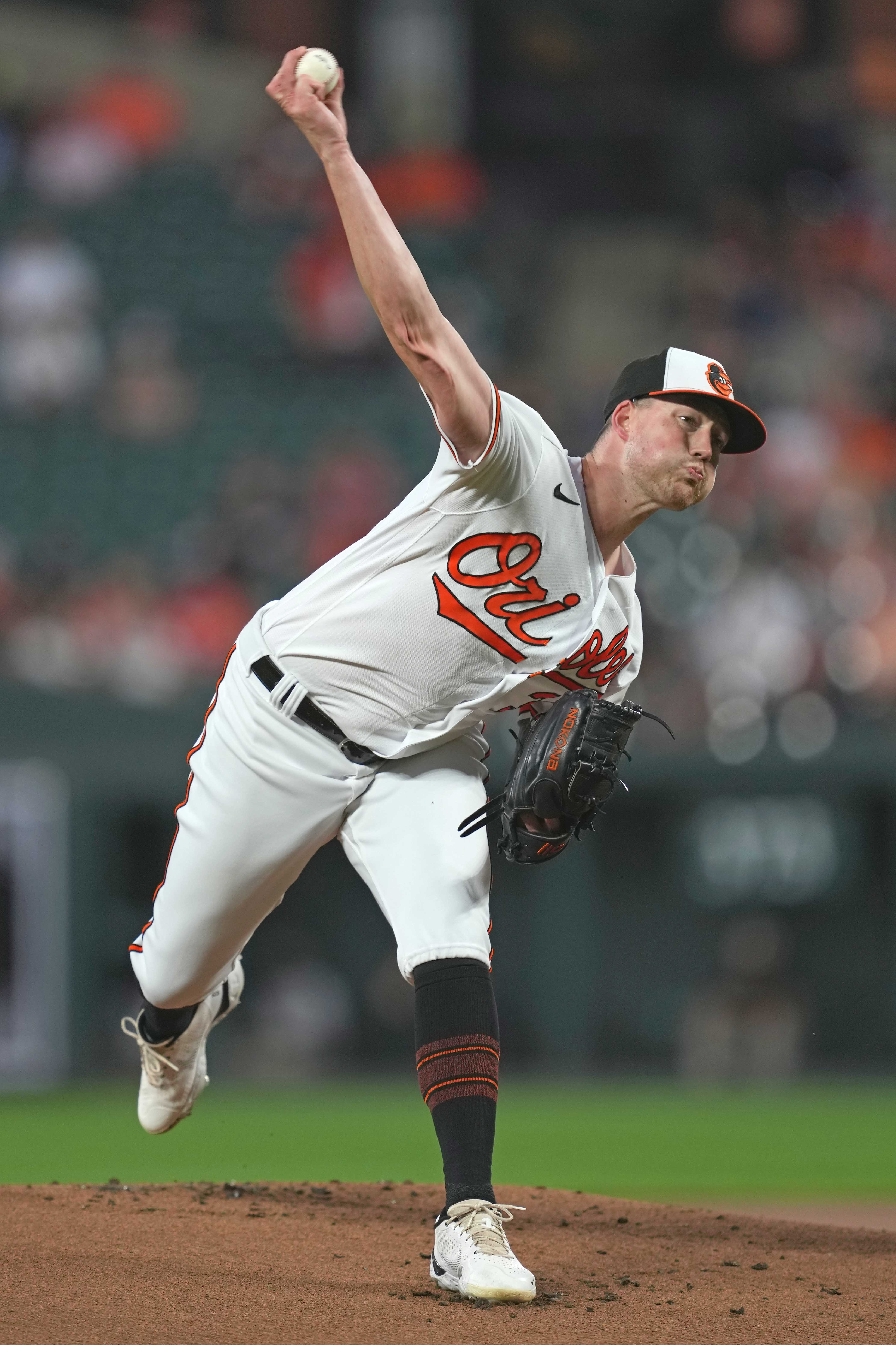 Surging Orioles expand AL East lead to 2½ games over Rays