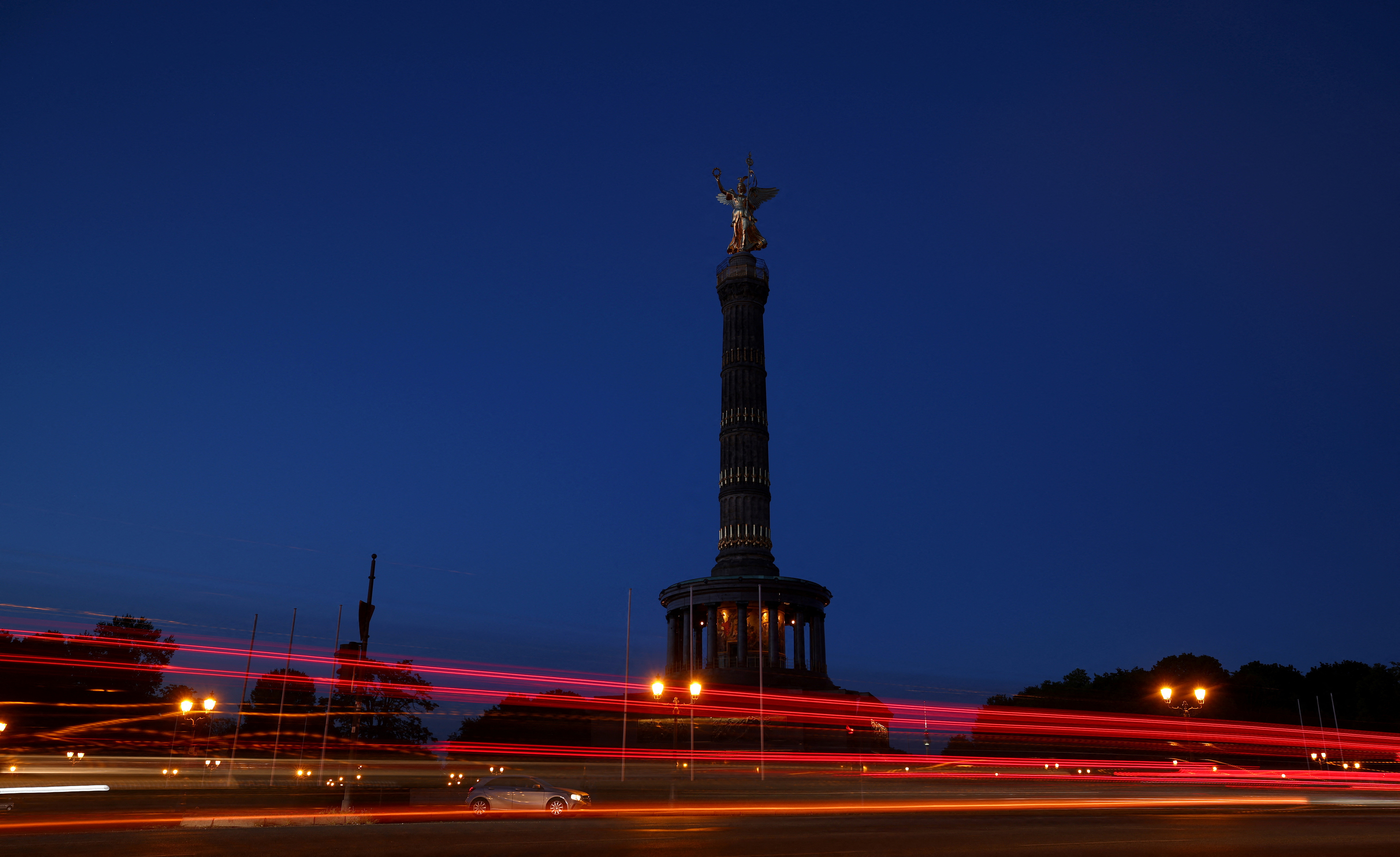 Facade lighting of landmarks reduced to save energy in Berlin