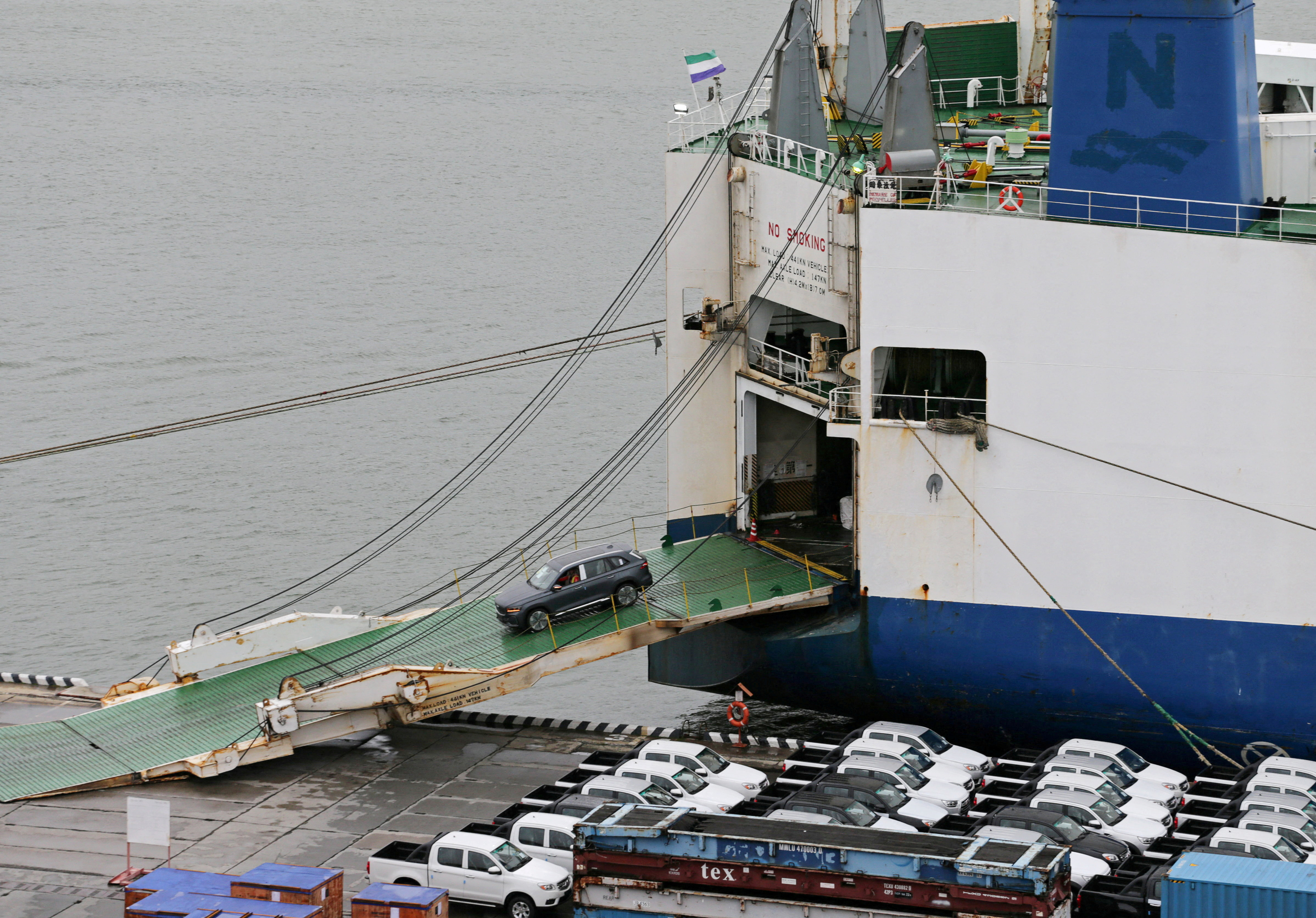 Imported Chinese cars arrive at Vladivostok port