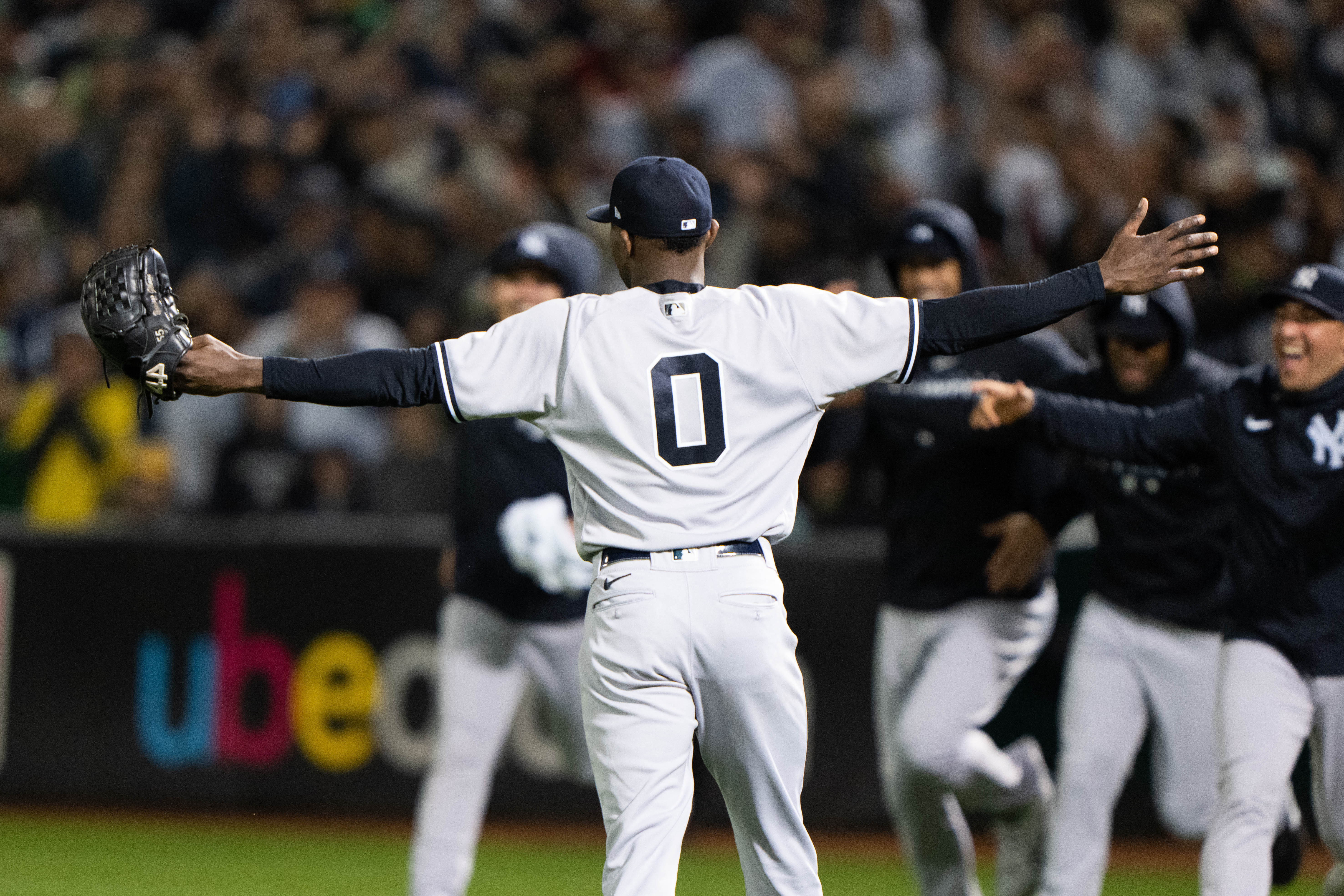 Corey Kluber Throws a No-Hitter for the Yankees - The New York Times