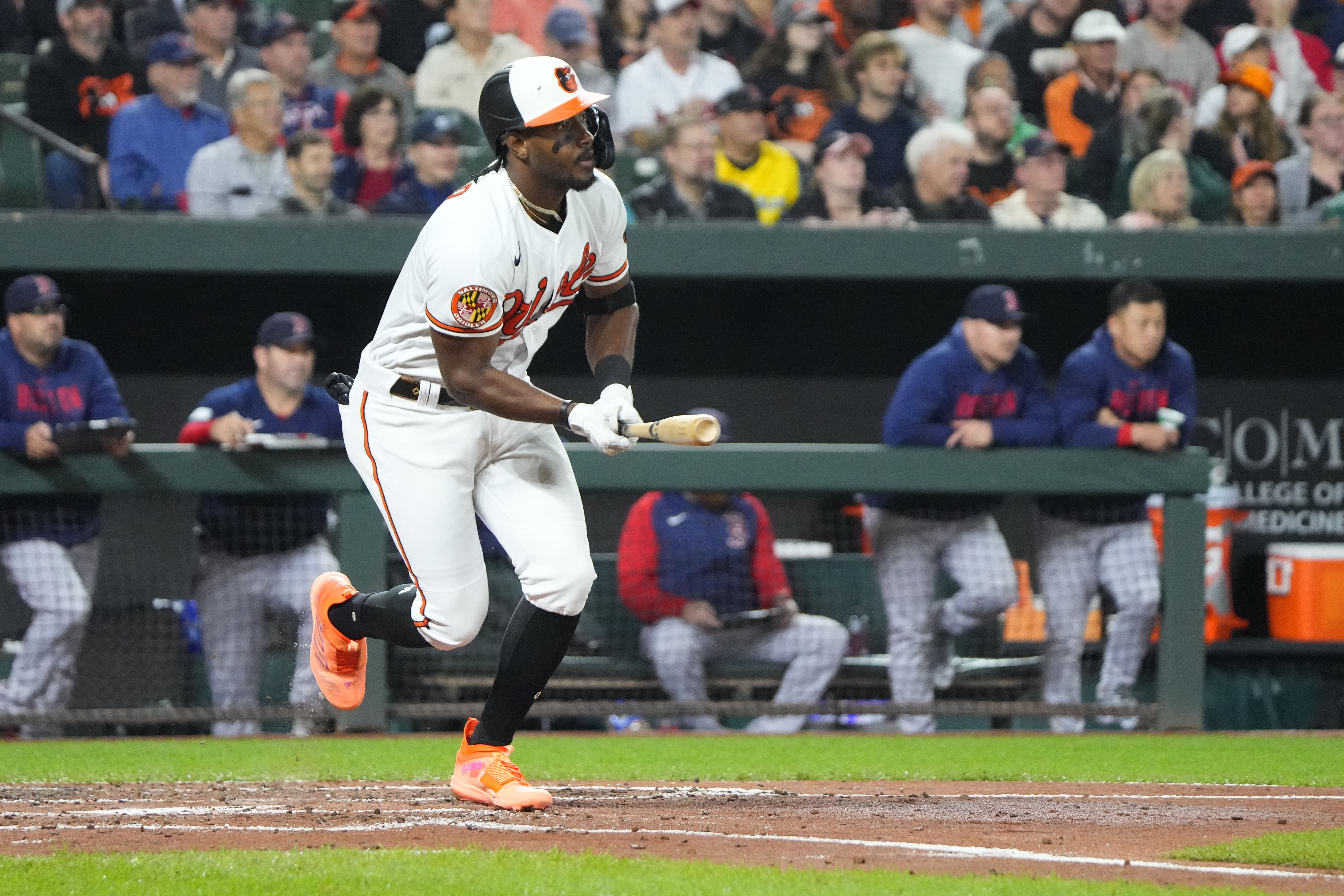 Orioles blank Red Sox, clinch first AL East title since '14