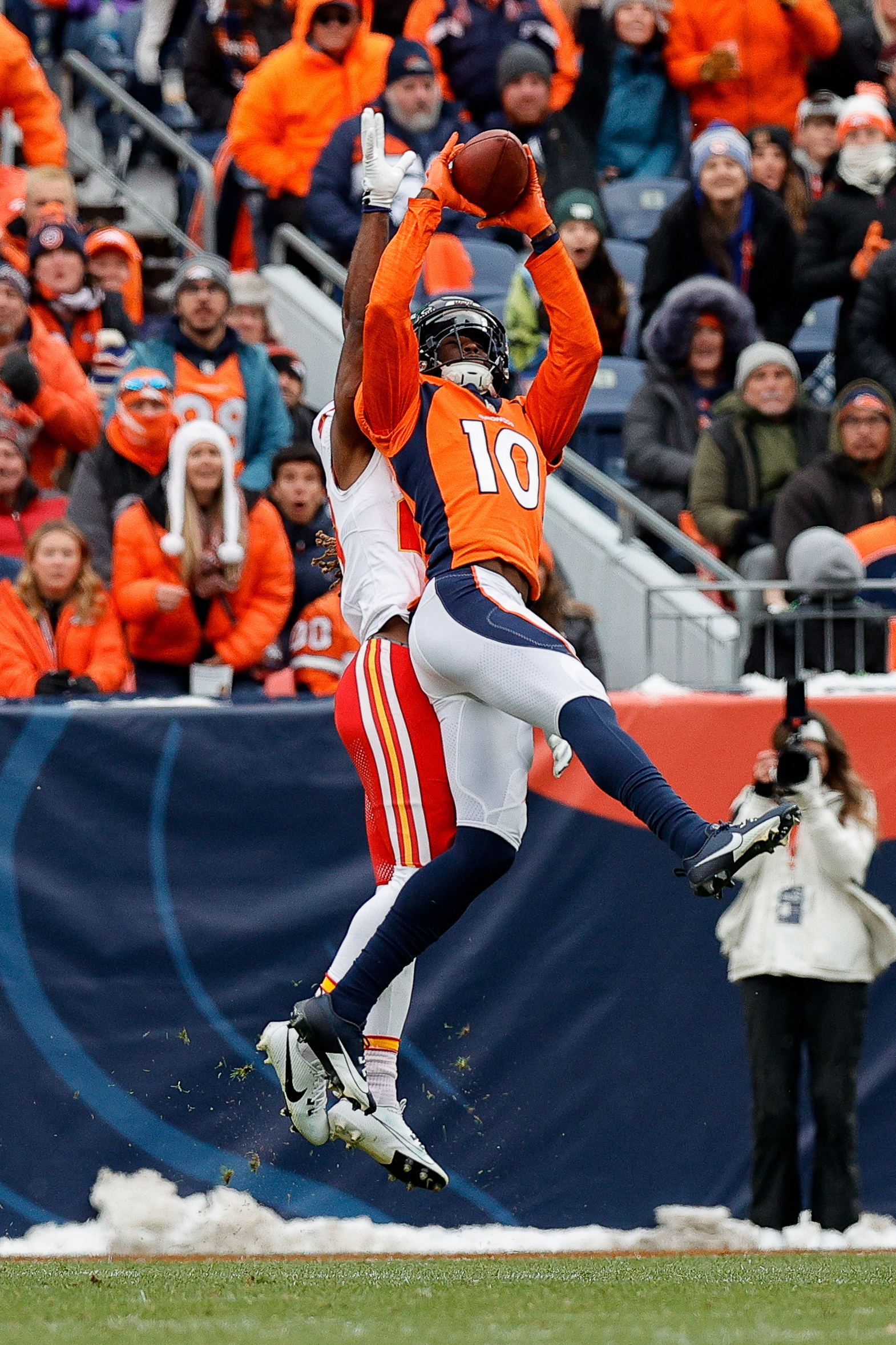 Broncos Halt 16-game Losing Streak Vs. Chiefs, Win 24-9 | Reuters