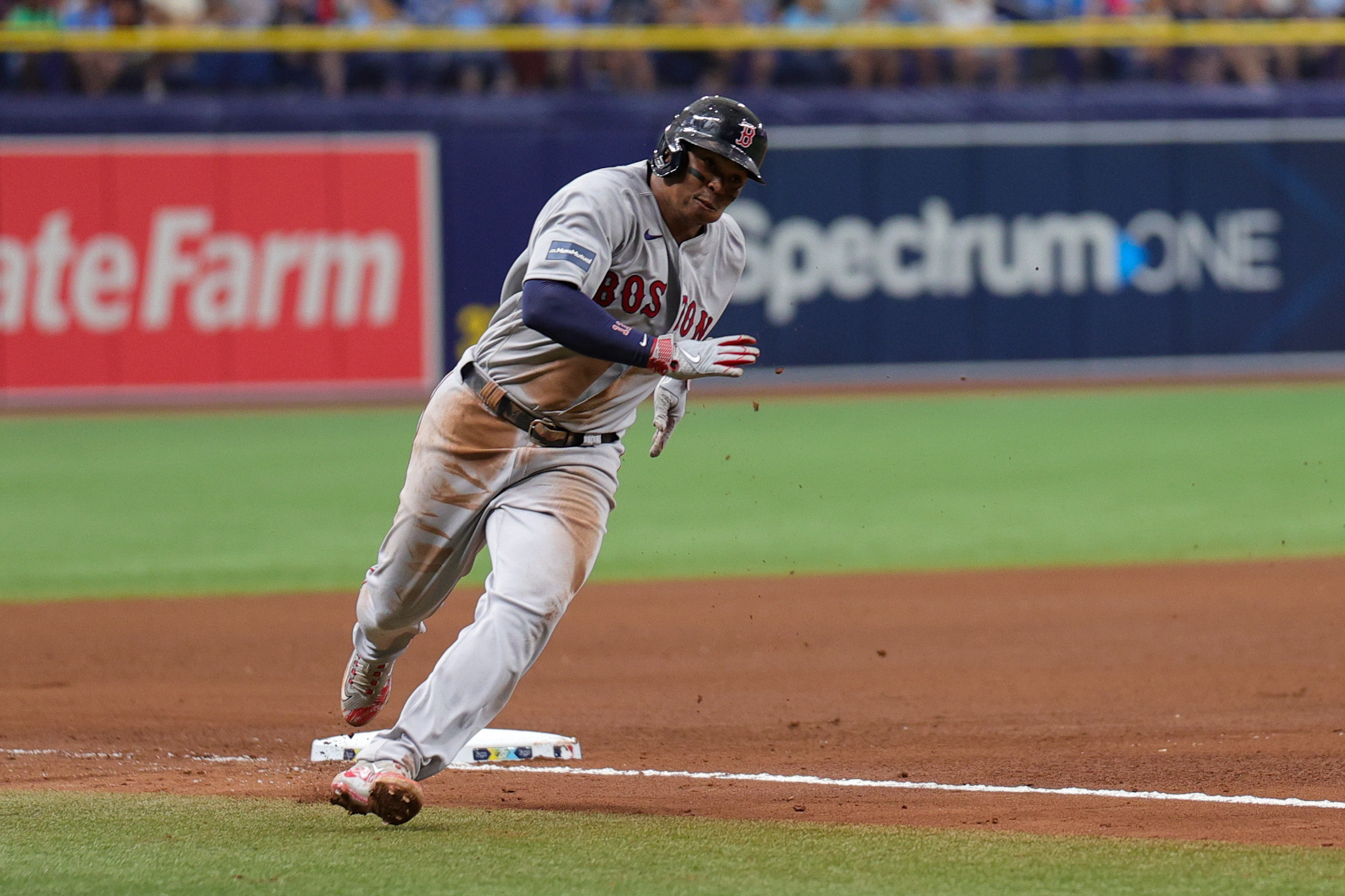 Triston Casas, Red Sox snap 13-game road losing streak to Rays | Reuters