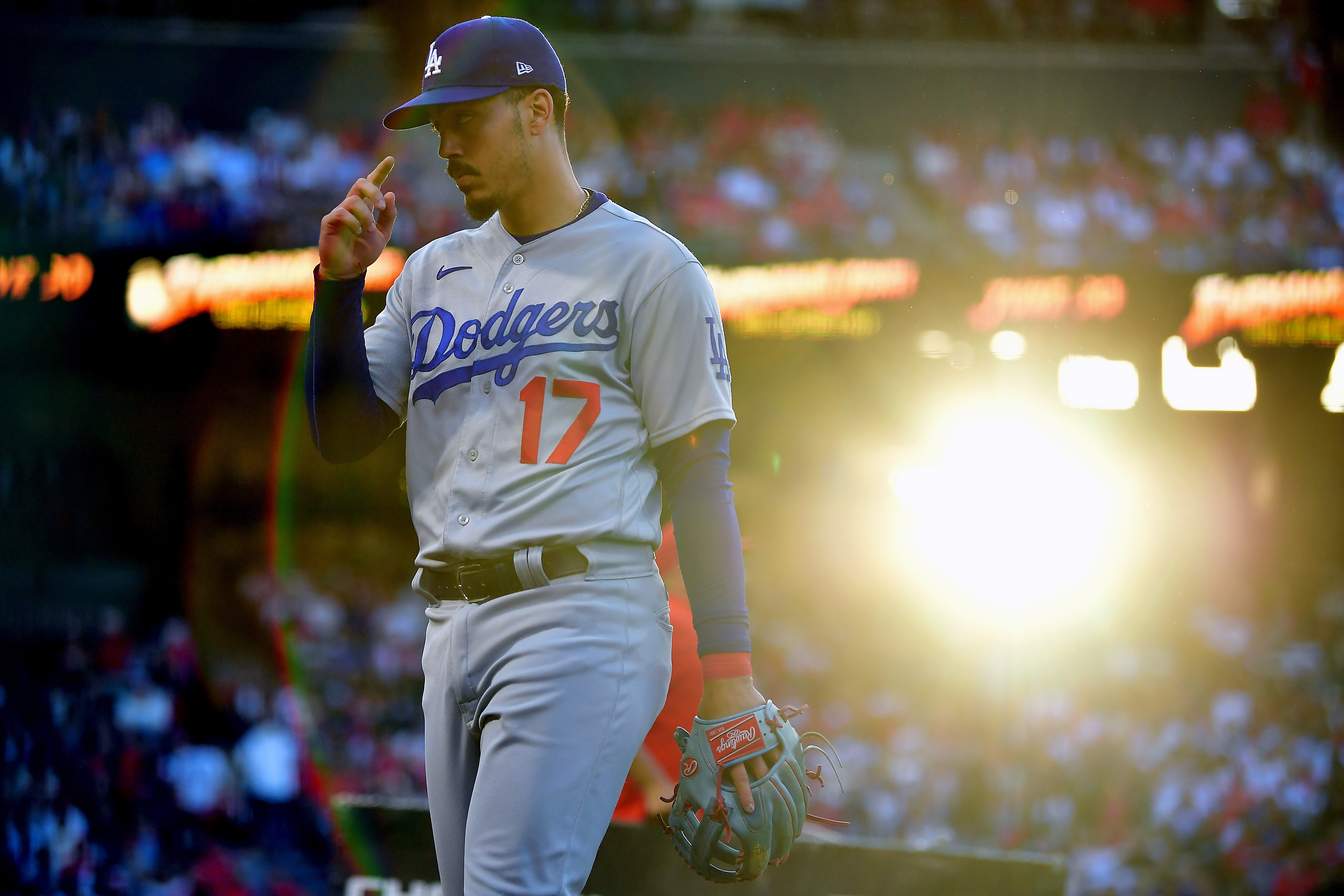 Los Angeles Angels Mike Trout and Los Angeles Dodgers Clayton Kershaw  collide