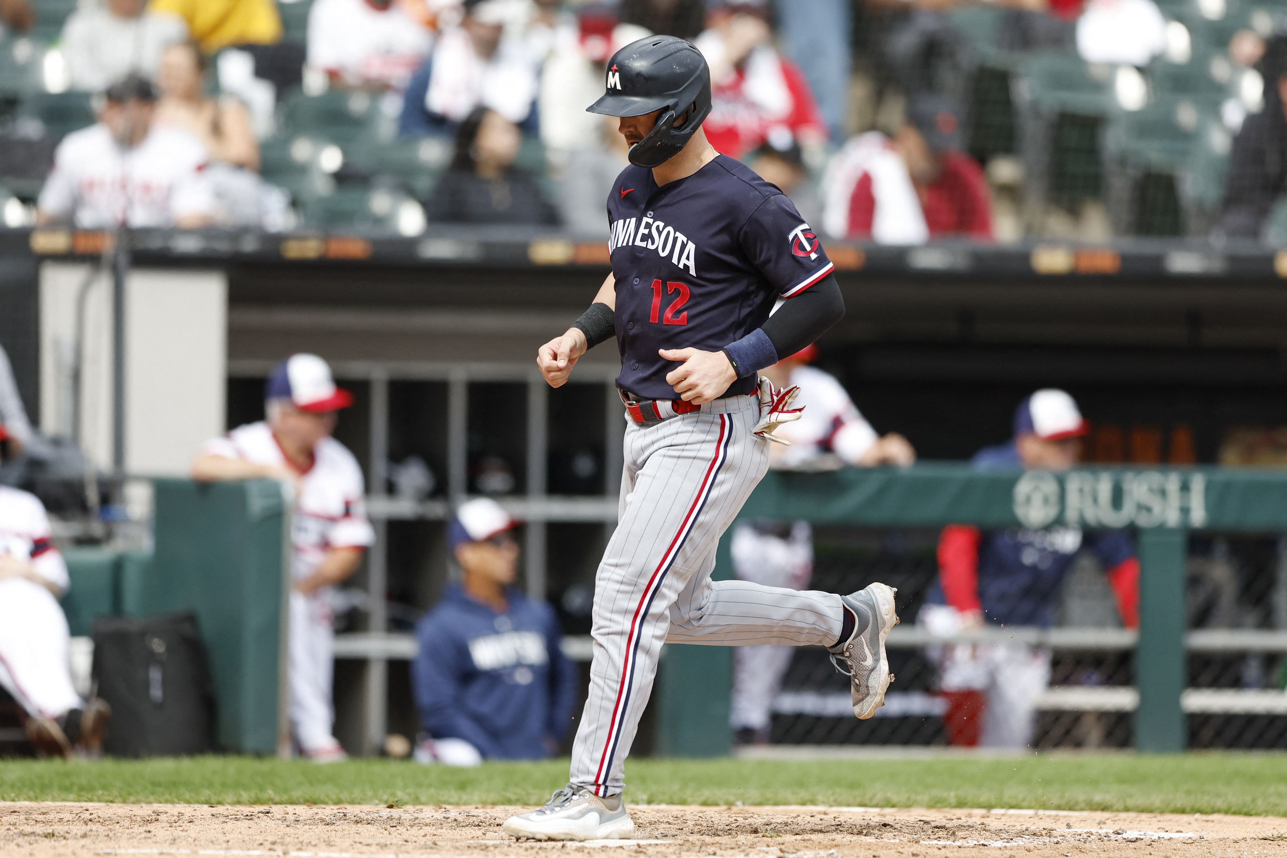 Sheets' homer gives White Sox doubleheader split with Twins -  5  Eyewitness News