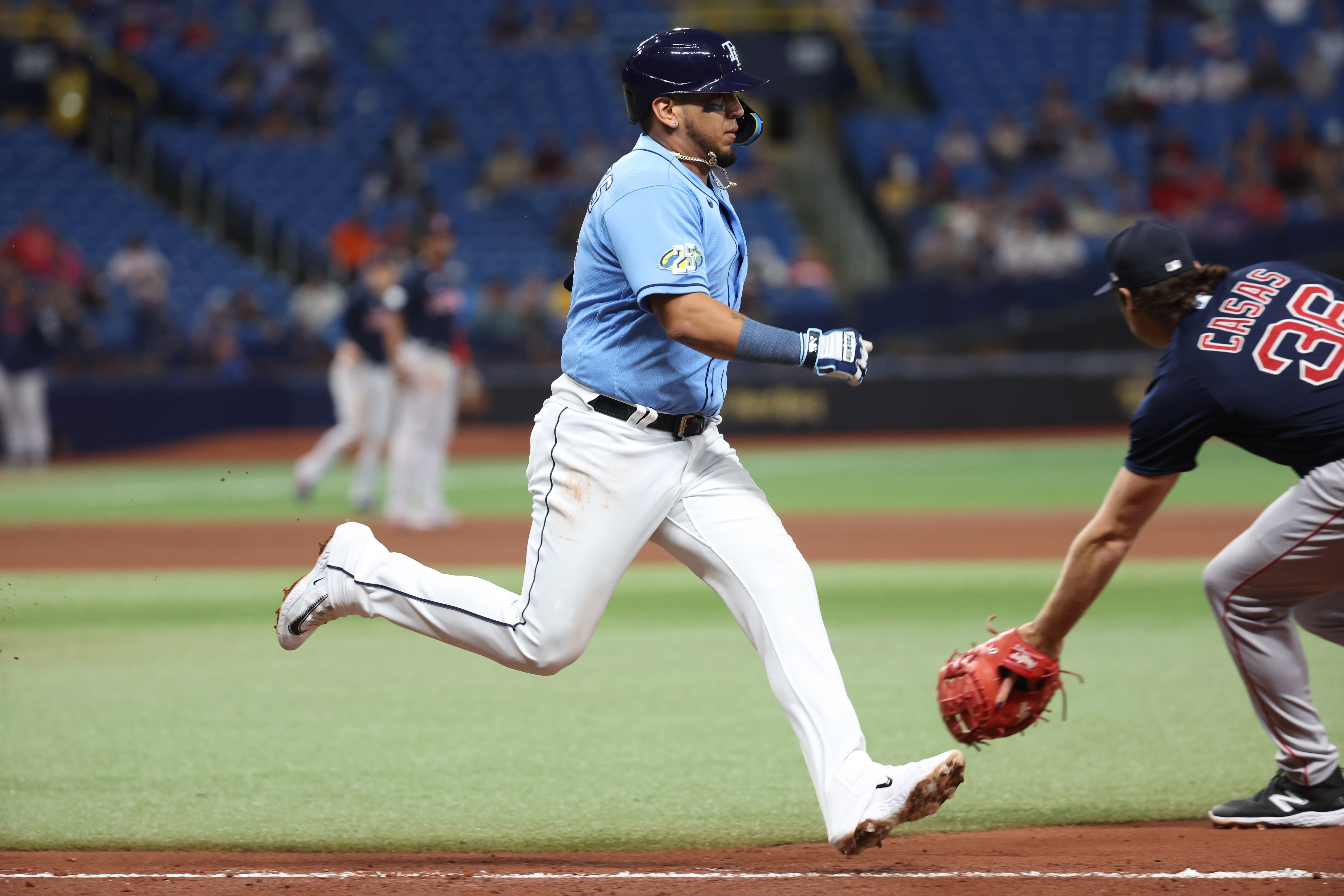 Rays remain unbeaten on Brandon Lowe's HR against Red Sox