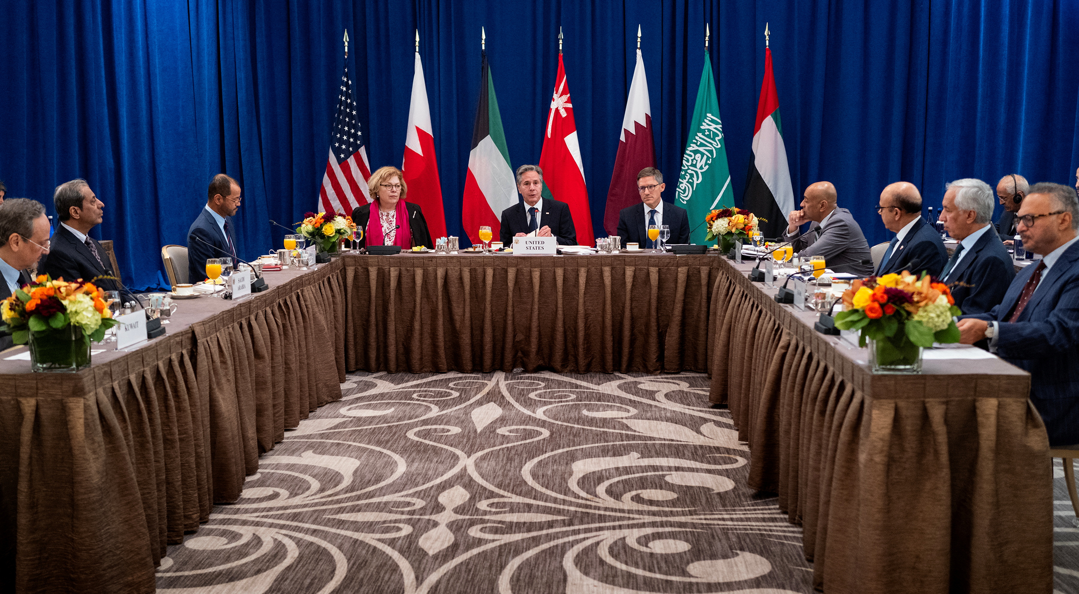 Los países del Consejo de Cooperación del Golfo y Estados Unidos instan a Irán a cooperar plenamente con la OIEA