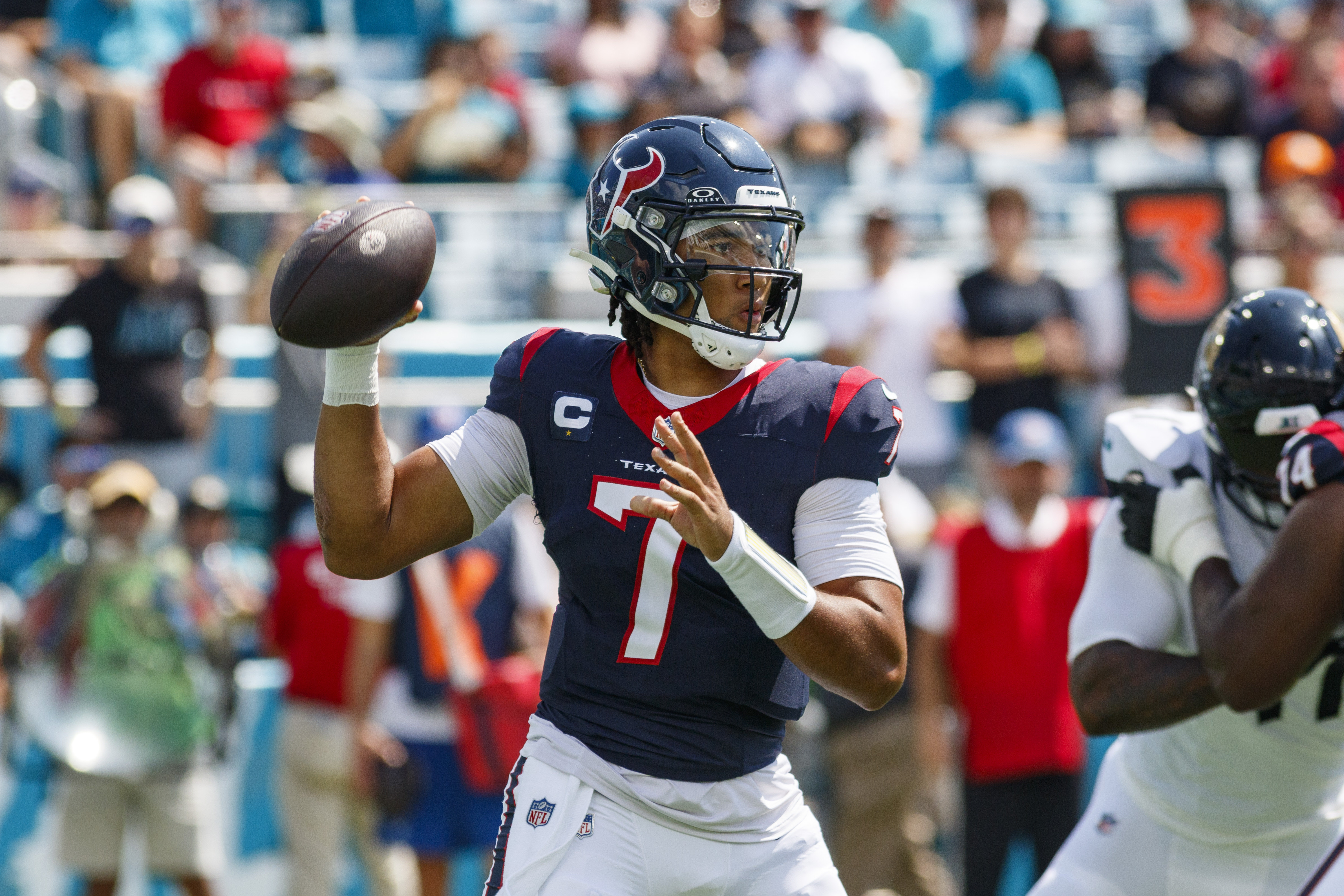 Texans grab big lead, upset Jaguars, Sports