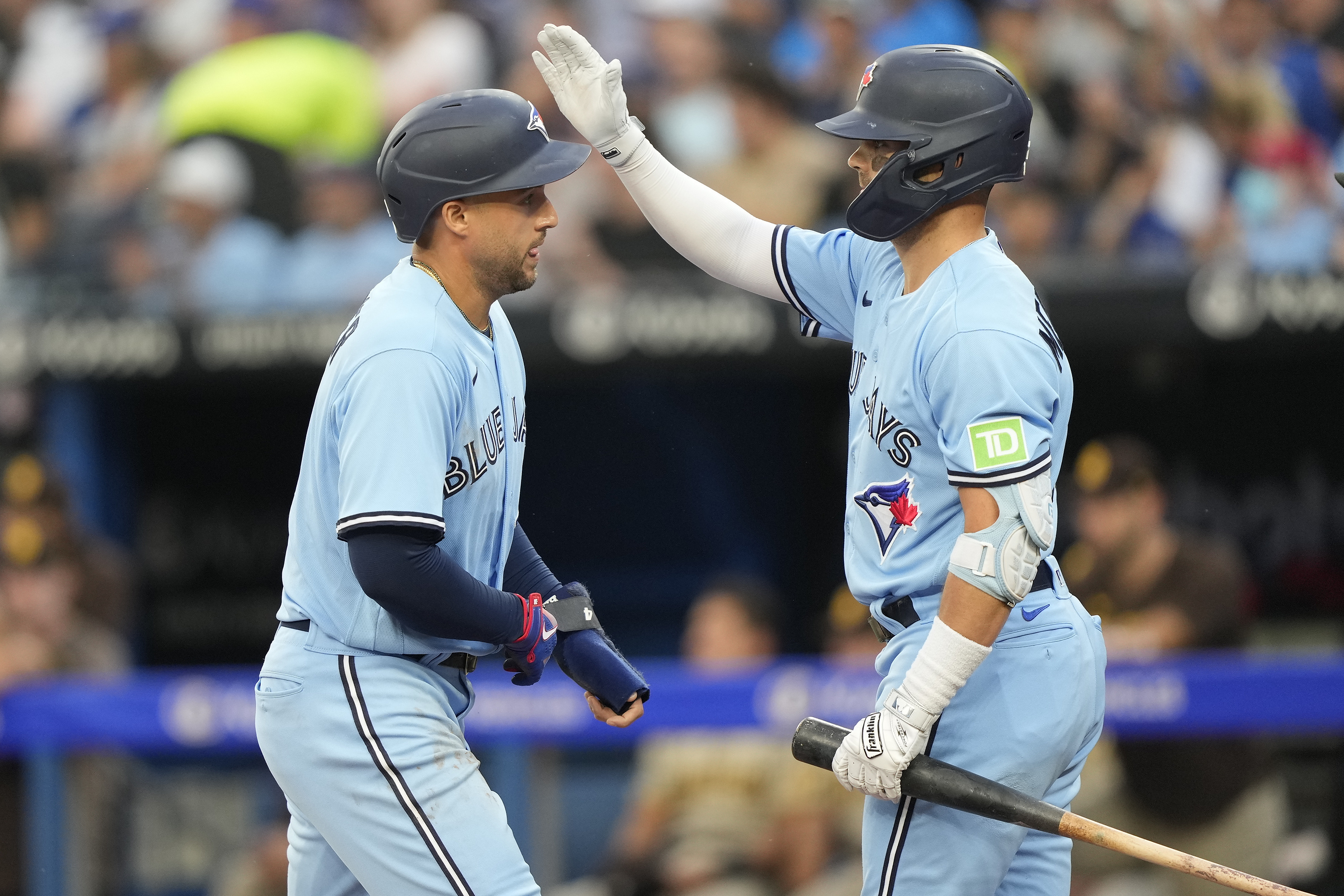 Juan Soto, Padres pummel Blue Jays