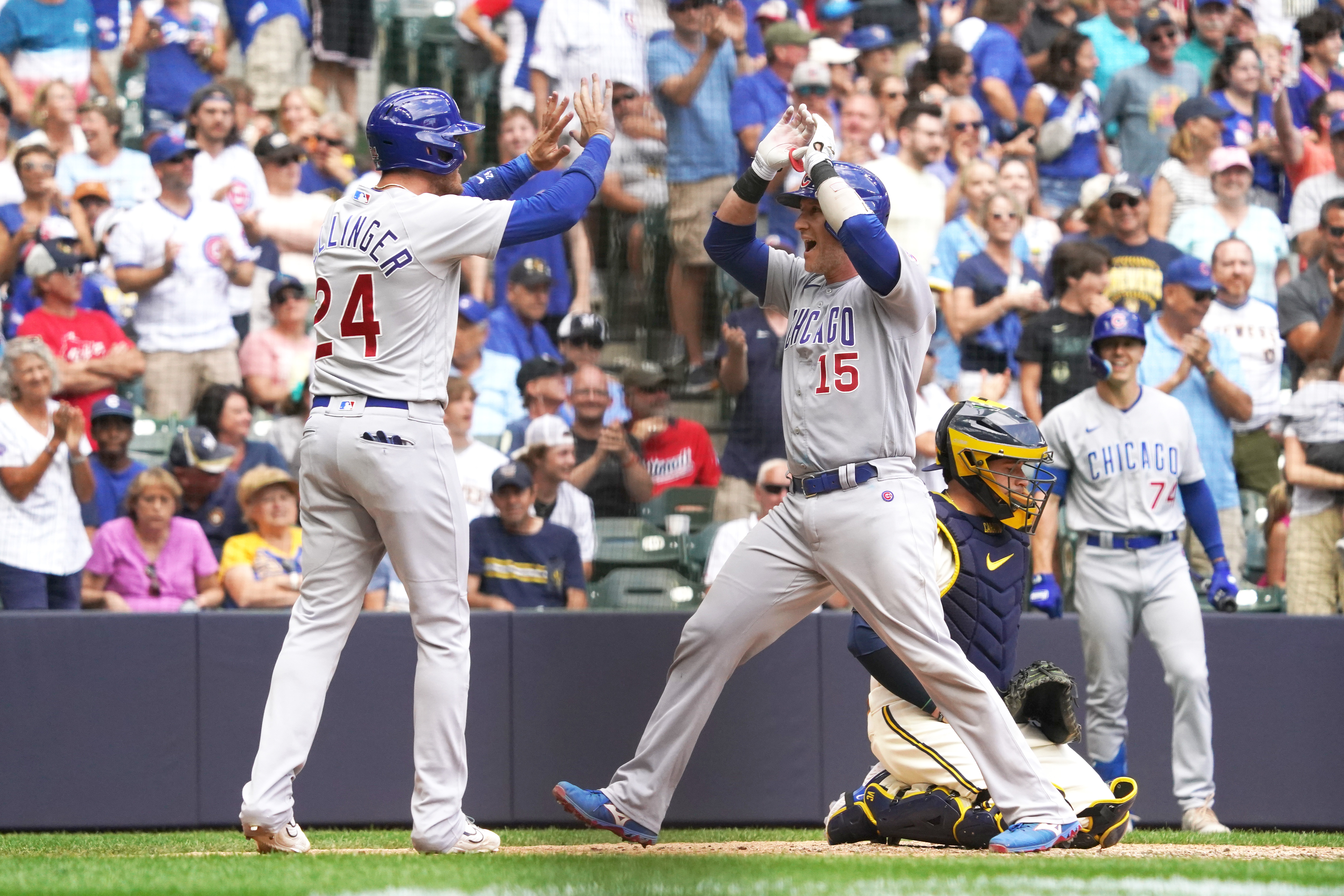 Cubs 7, Brewers 1: Nicholas Castellanos homers the Cubs to victory