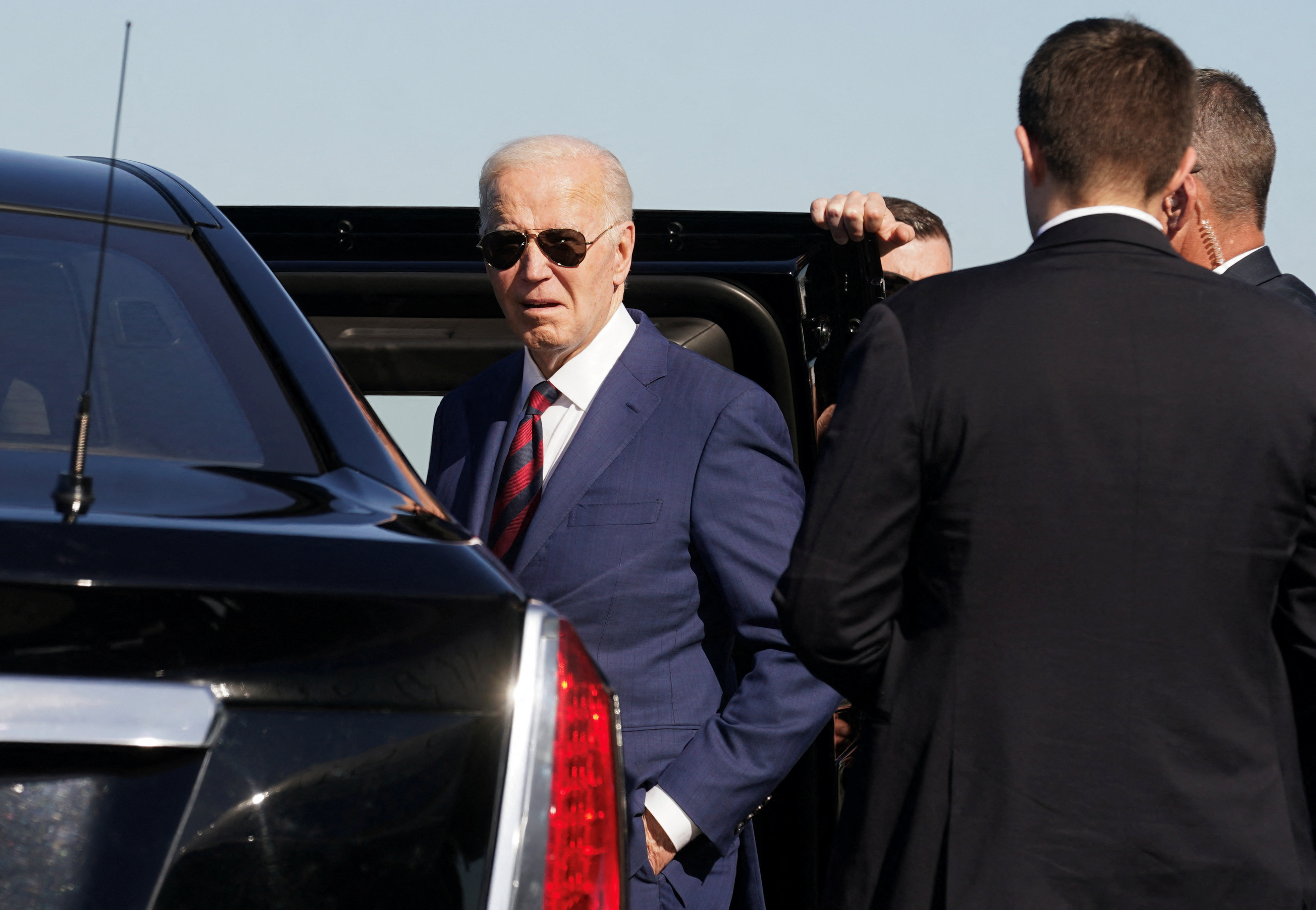 Biden arrives in Seattle