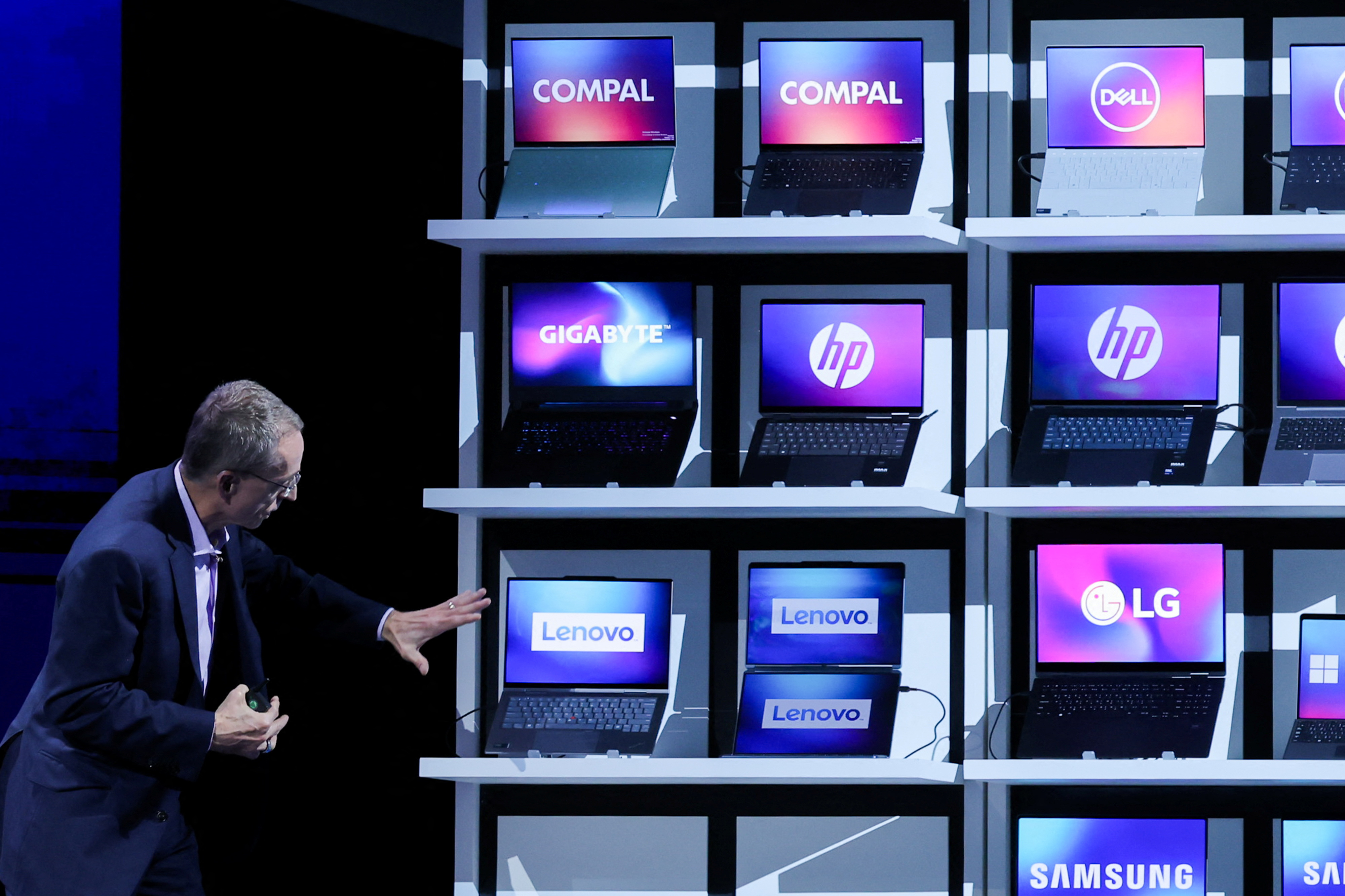 インテル、新たなデータセンター向けチップ公開 AMDに対抗