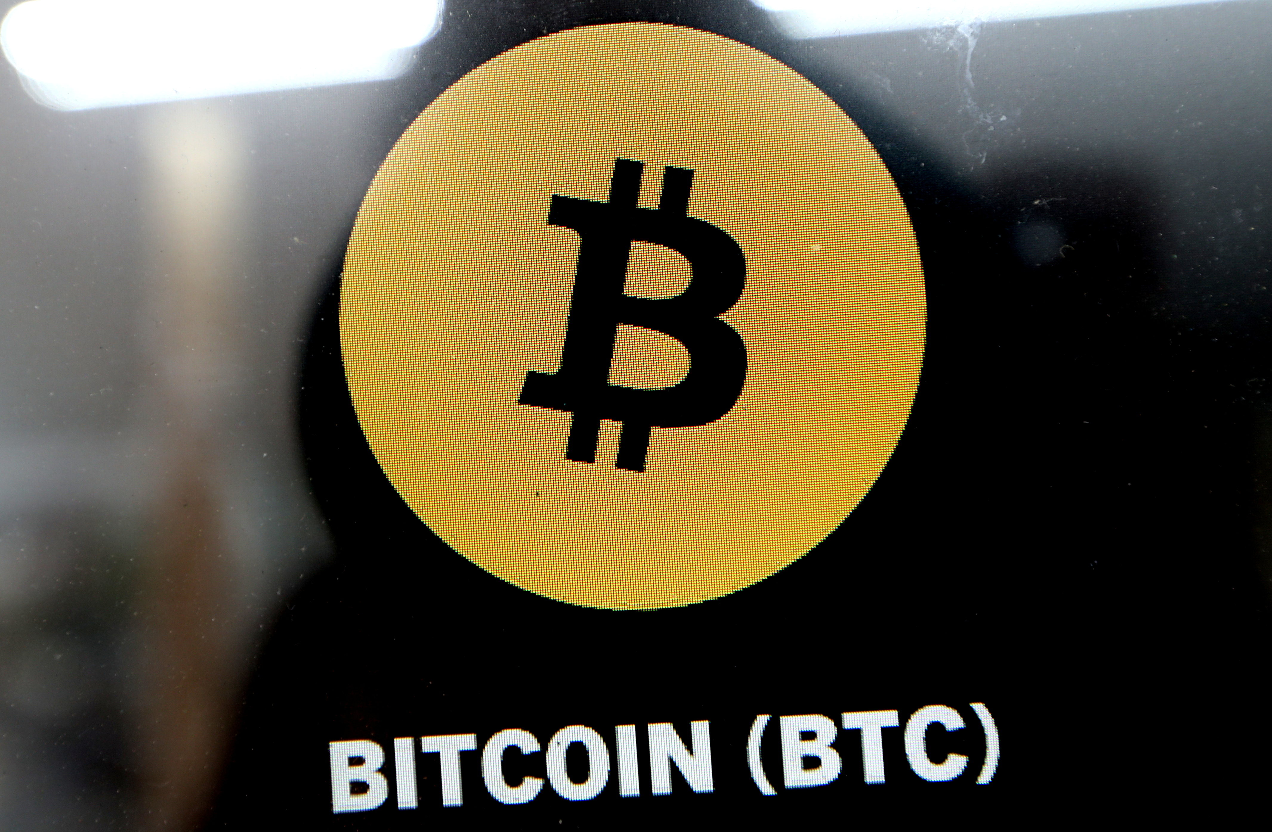 nav btc tradingview investuoja į bitcoin verta