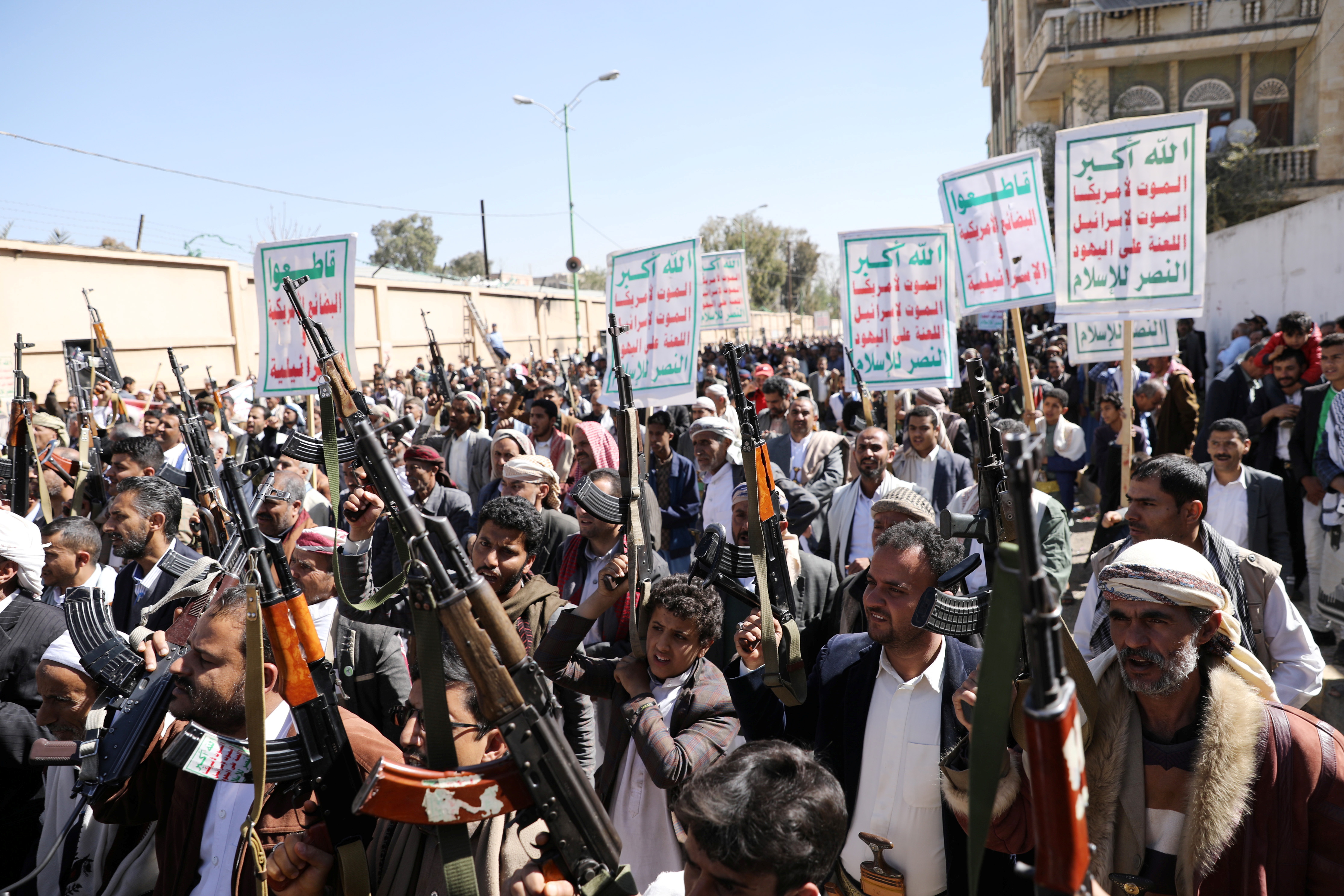 Exclusive U N Report Accuses Yemen Government Of Money Laundering Houthis Of Taking State Revenue Reuters