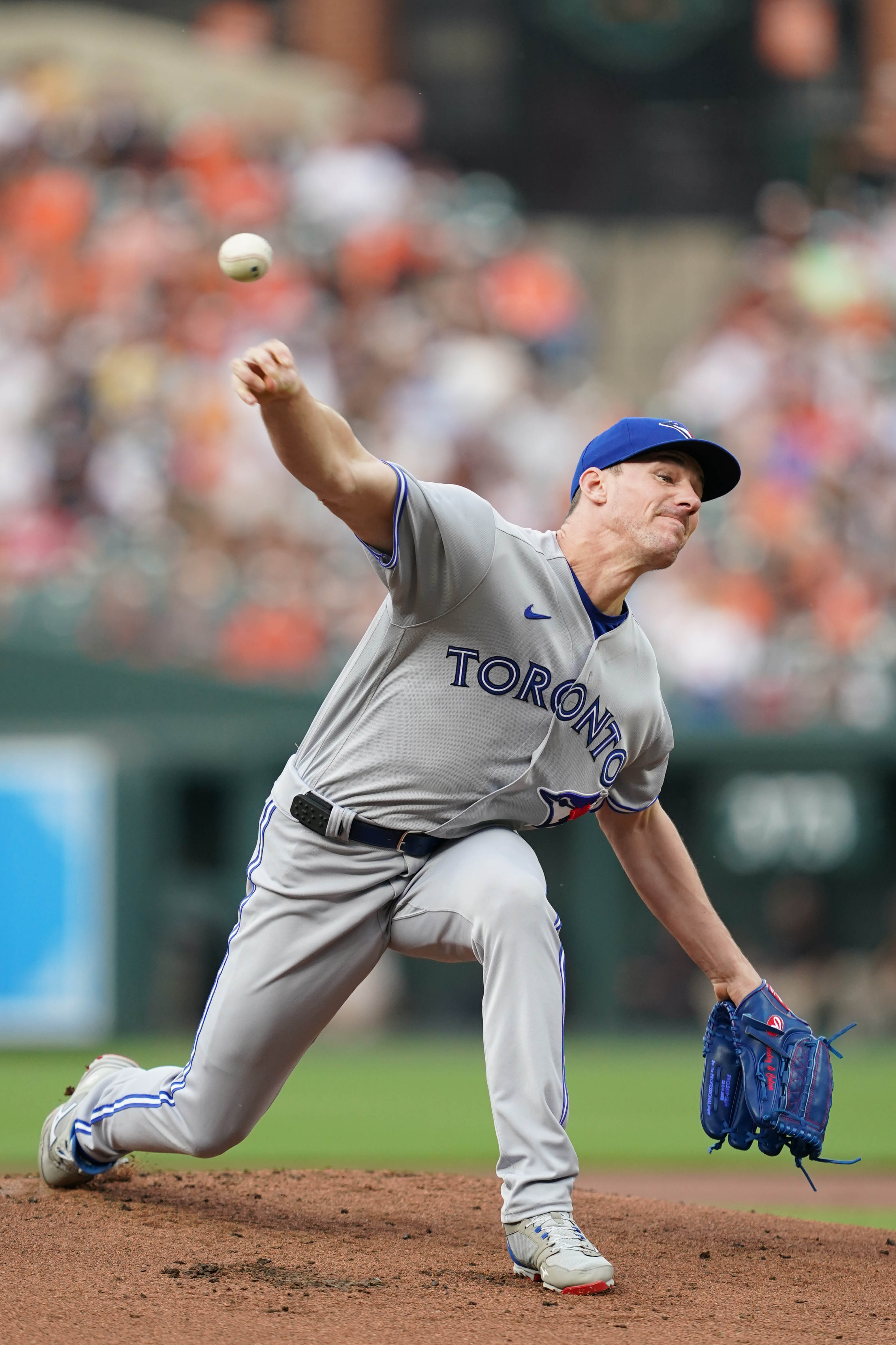 Gunnar Henderson helps Orioles blast Blue Jays