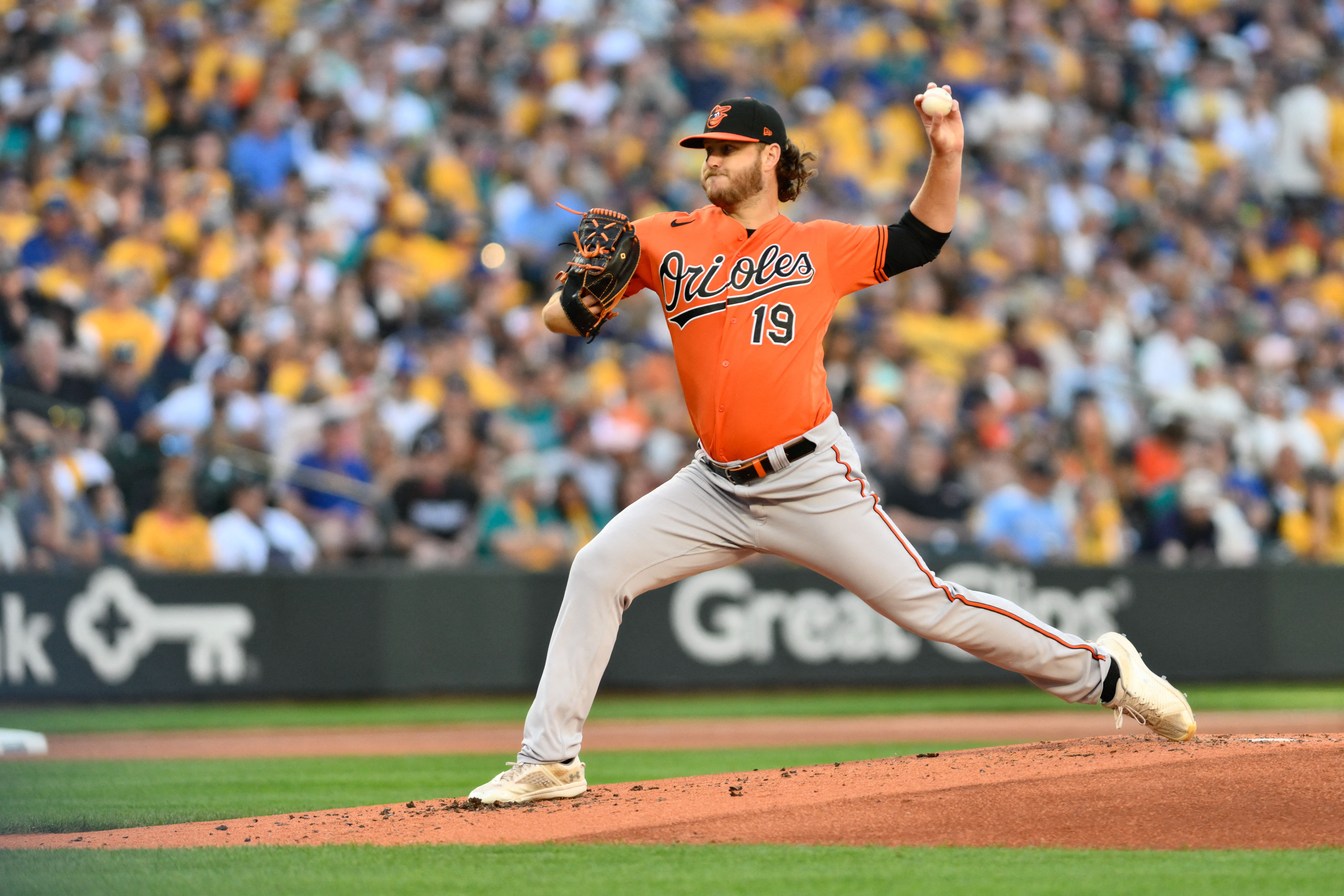 Mountcastle's hit in the 10th gives Orioles a 1-0 win over Mariners, snaps  Seattle's win streak