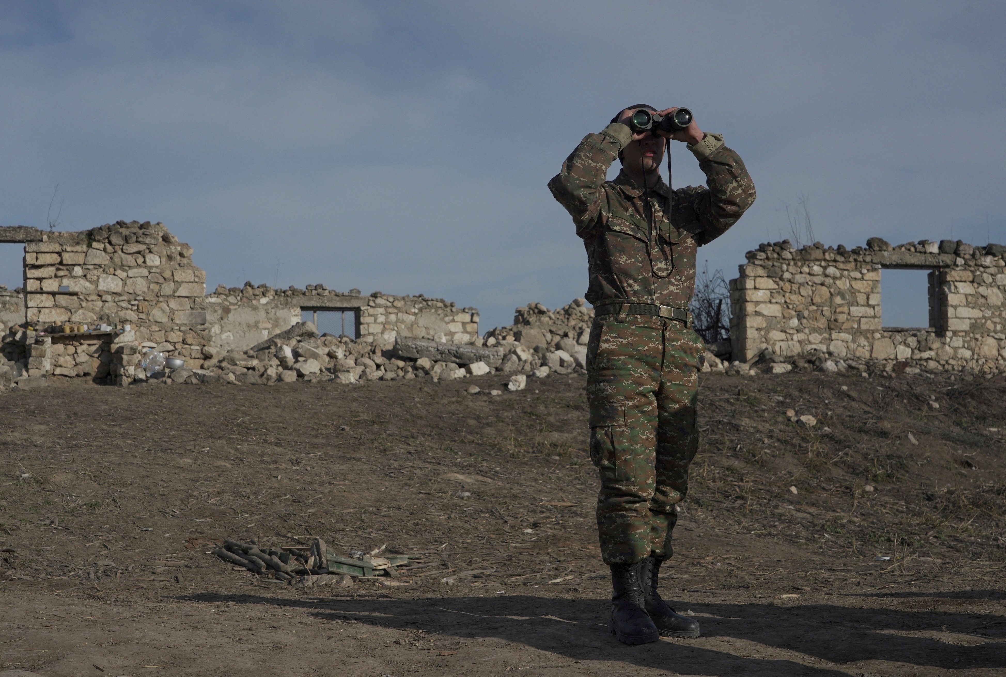 World leaders urge halt to Azerbaijan-Armenia fighting as death toll rises